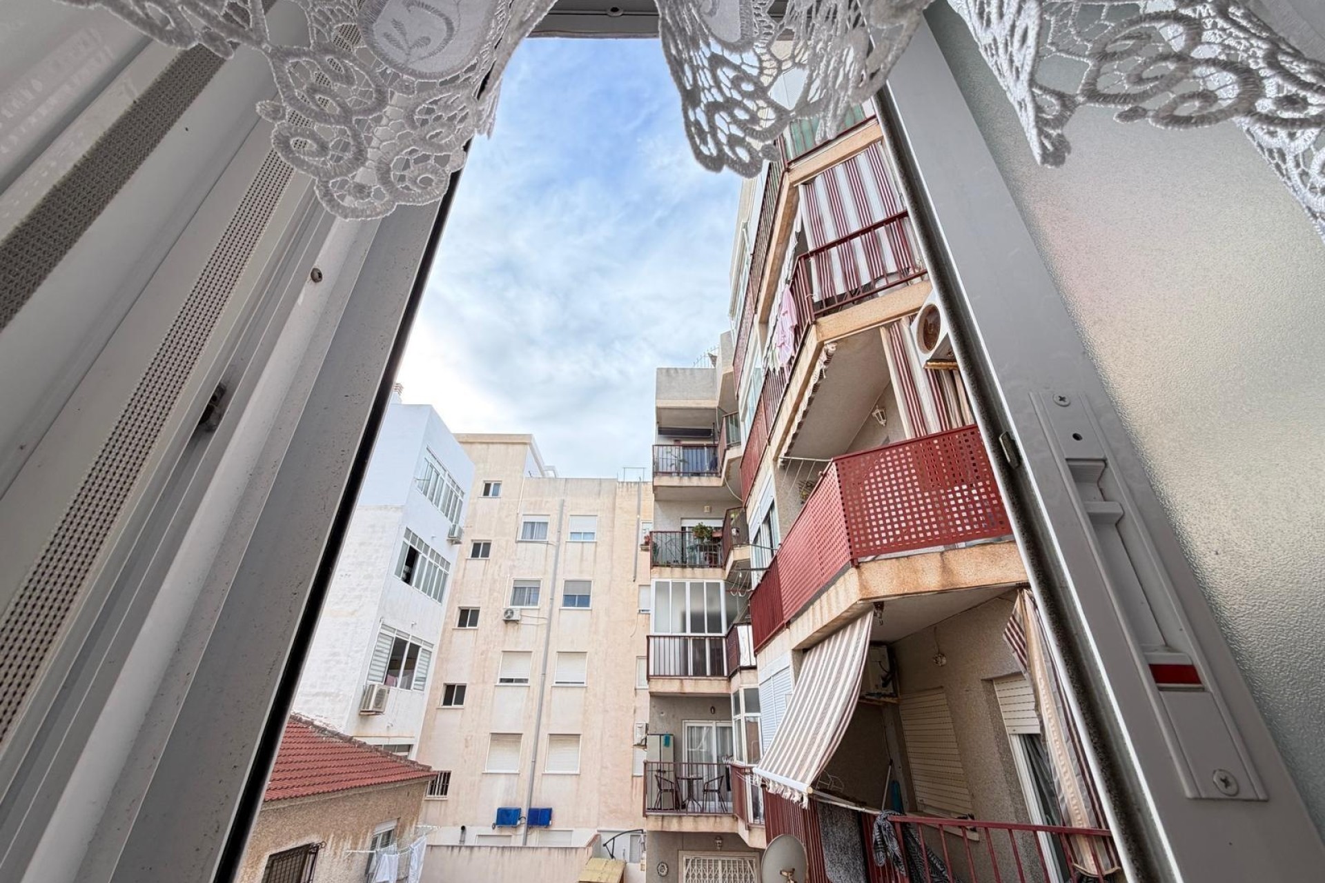 Resale - Apartment / Flat -
Torrevieja - Playa del Cura