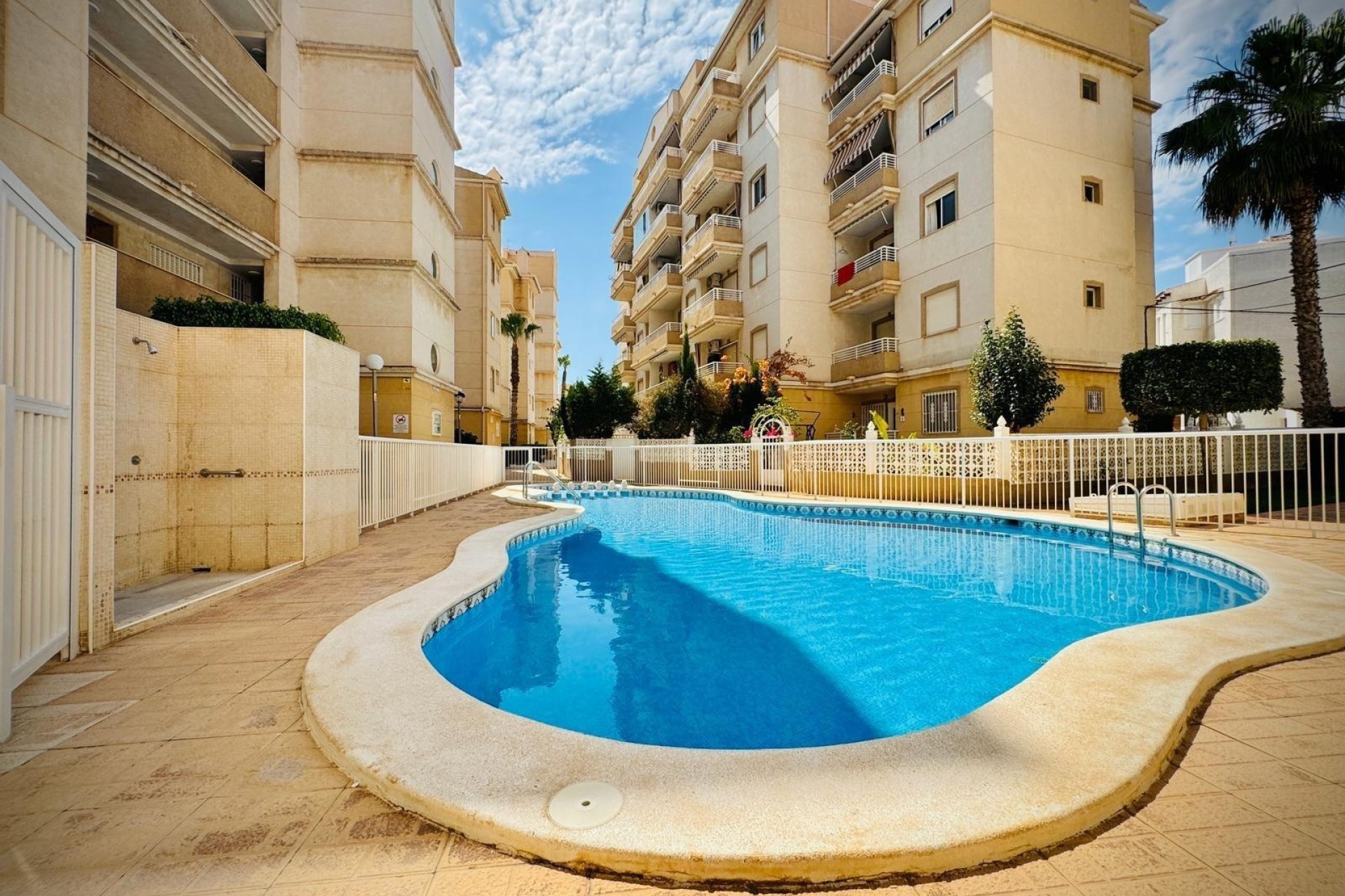 Resale - Apartment / Flat -
Torrevieja - Playa del Cura