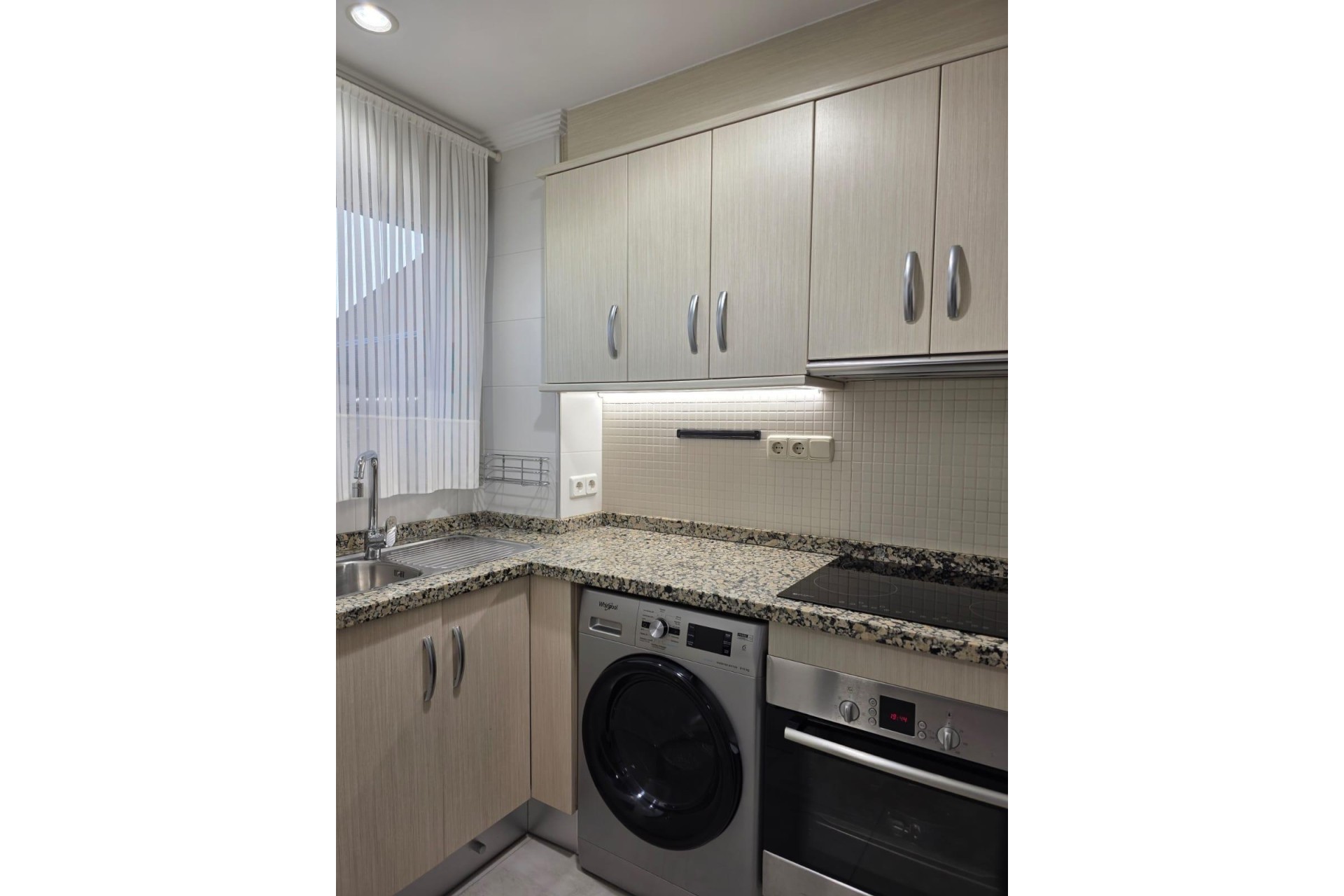 Resale - Apartment / Flat -
Torrevieja - Playa del Cura