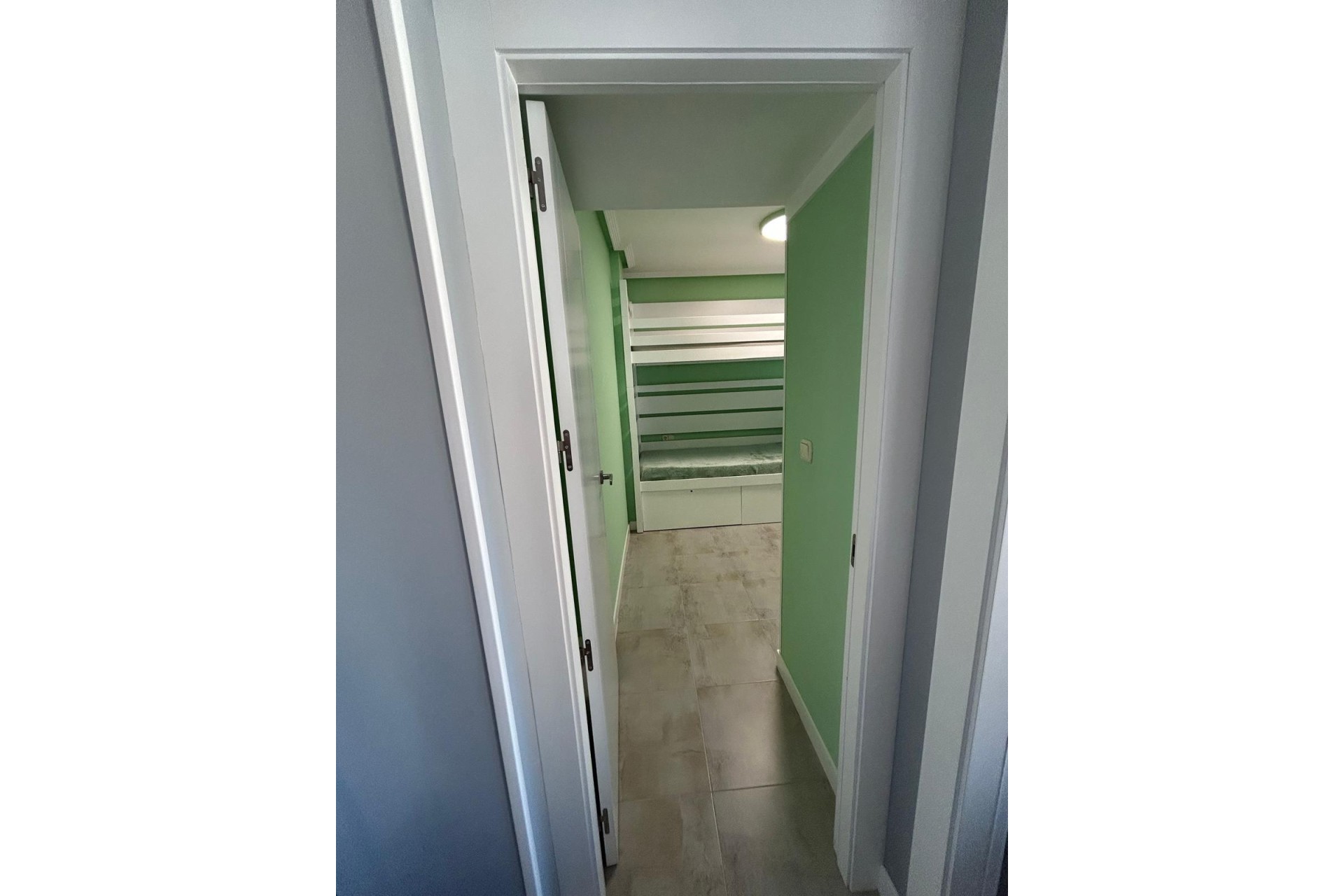 Resale - Apartment / Flat -
Torrevieja - Playa del Cura