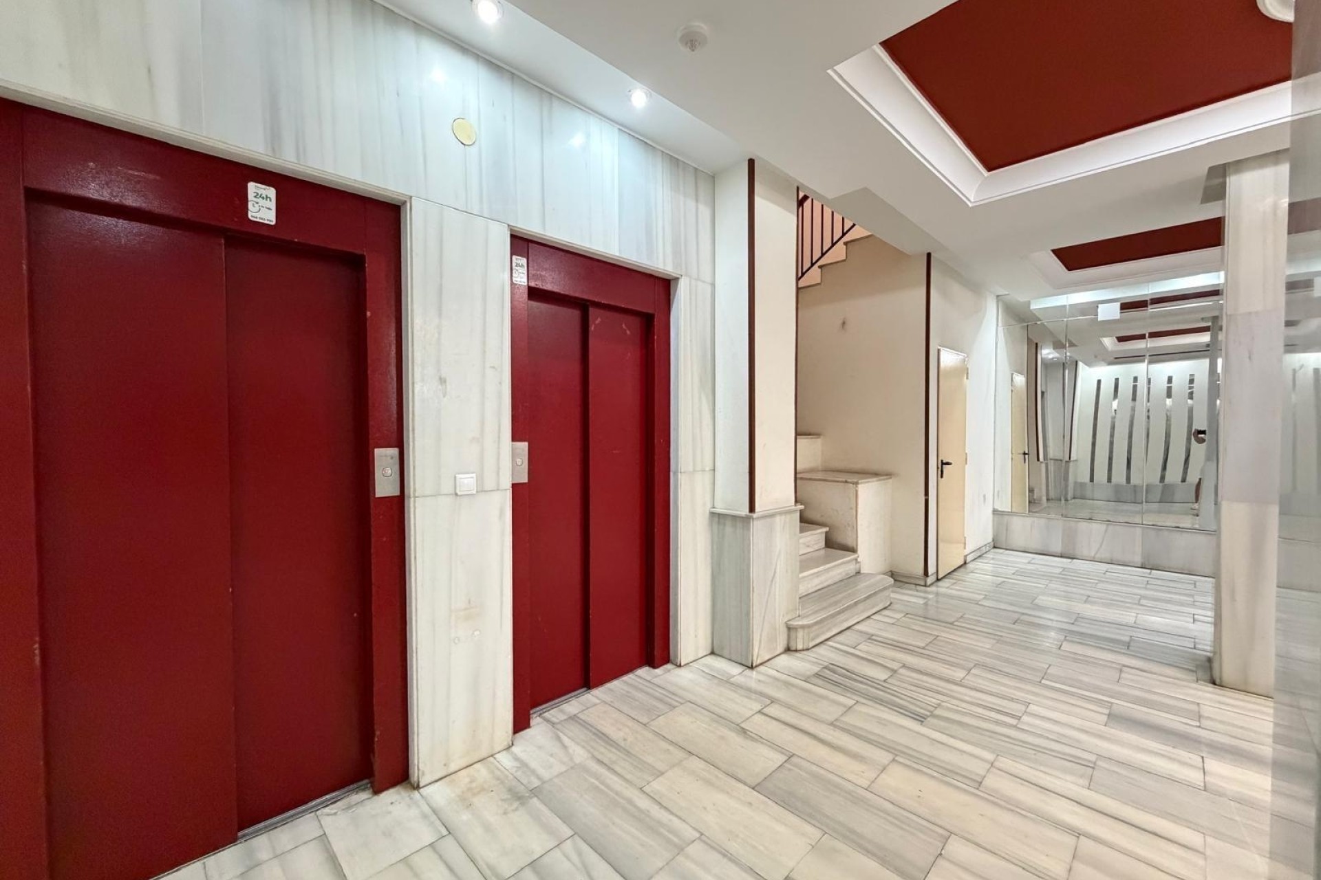 Resale - Apartment / Flat -
Torrevieja - Playa del Cura