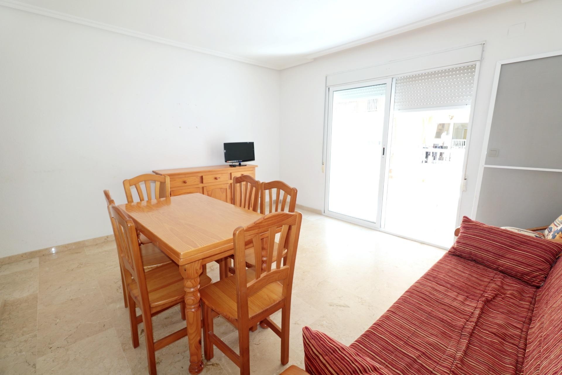 Resale - Apartment / Flat -
Torrevieja - Playa del Cura