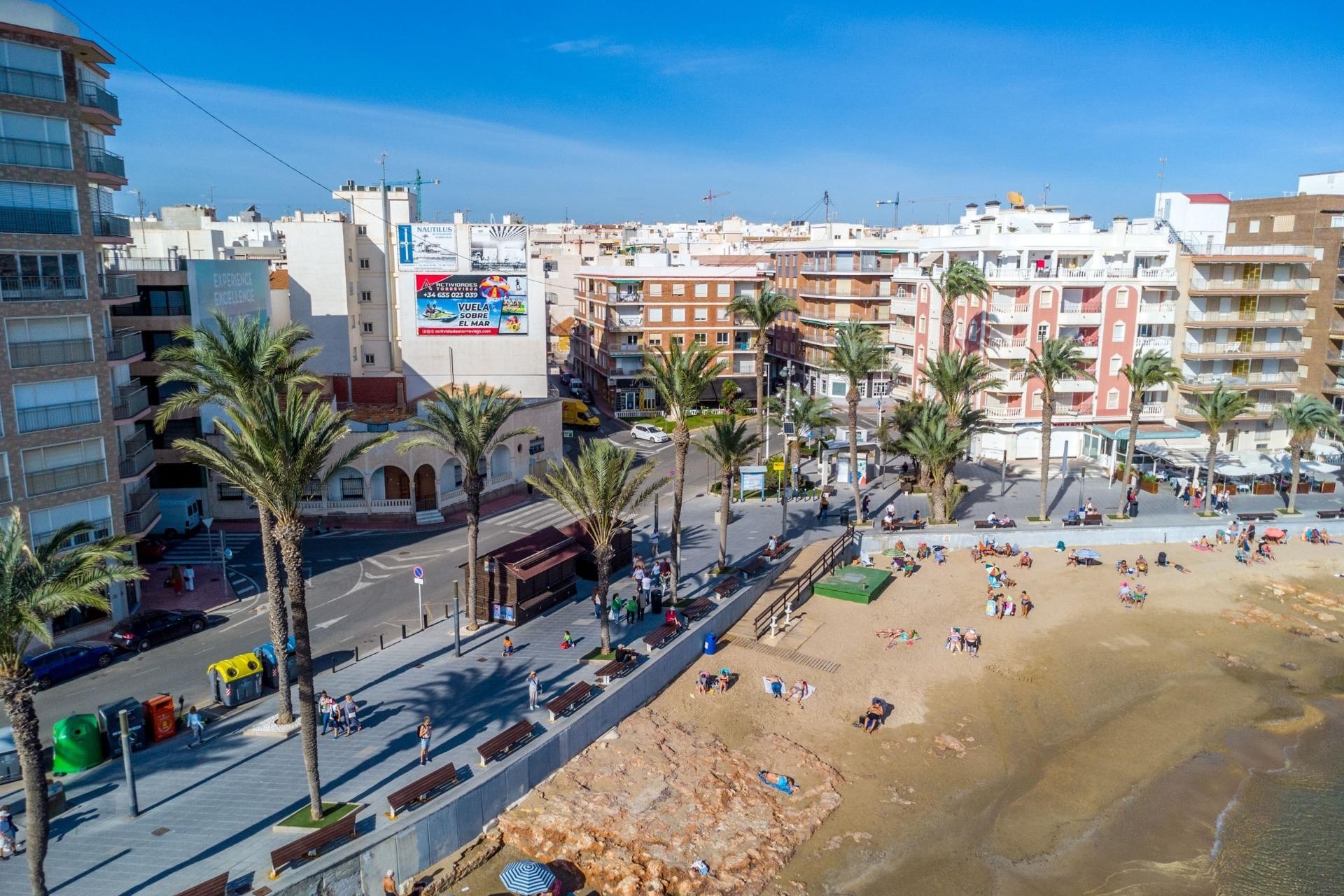 Resale - Apartment / Flat -
Torrevieja - Playa del Cura