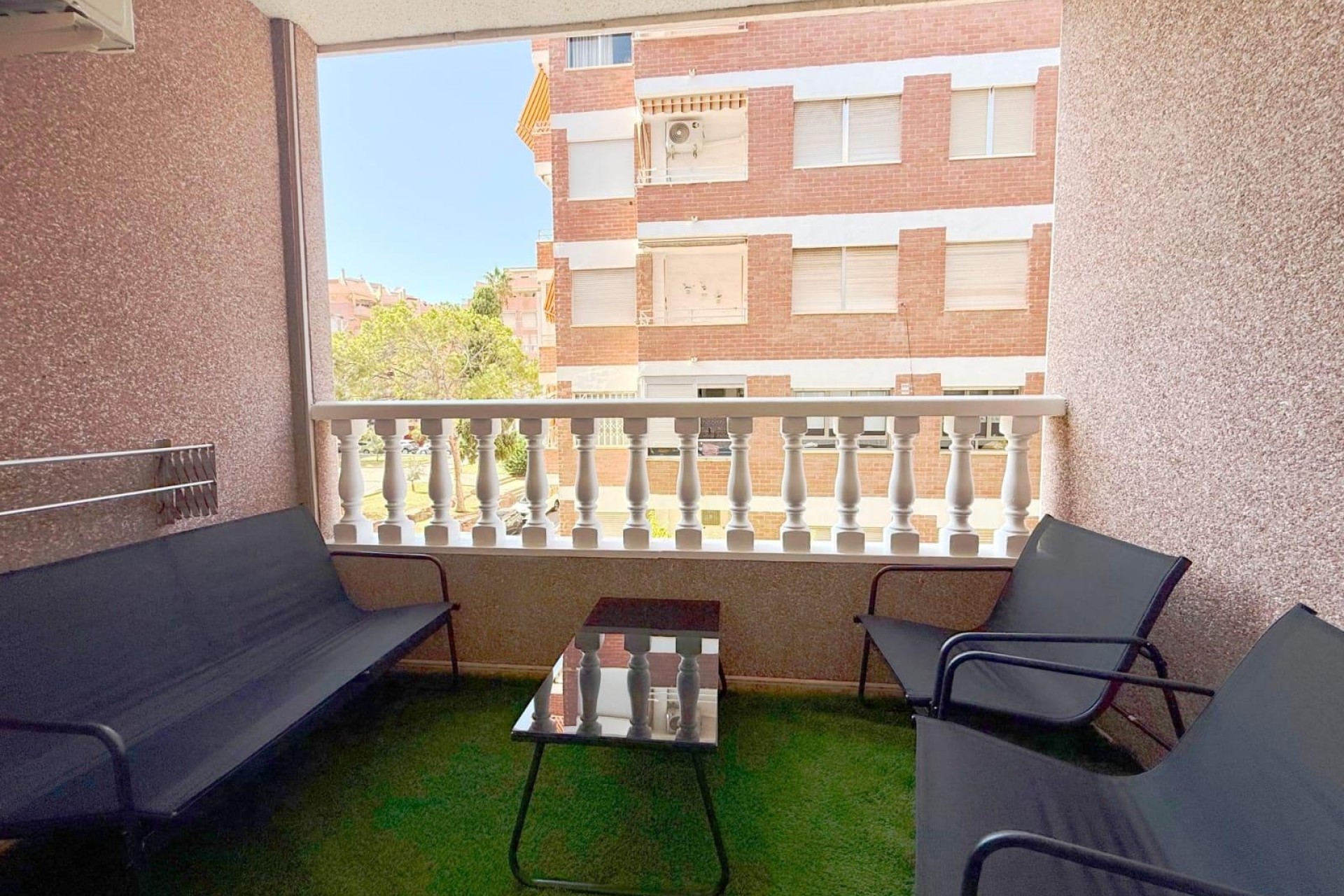 Resale - Apartment / Flat -
Torrevieja - Playa del Cura