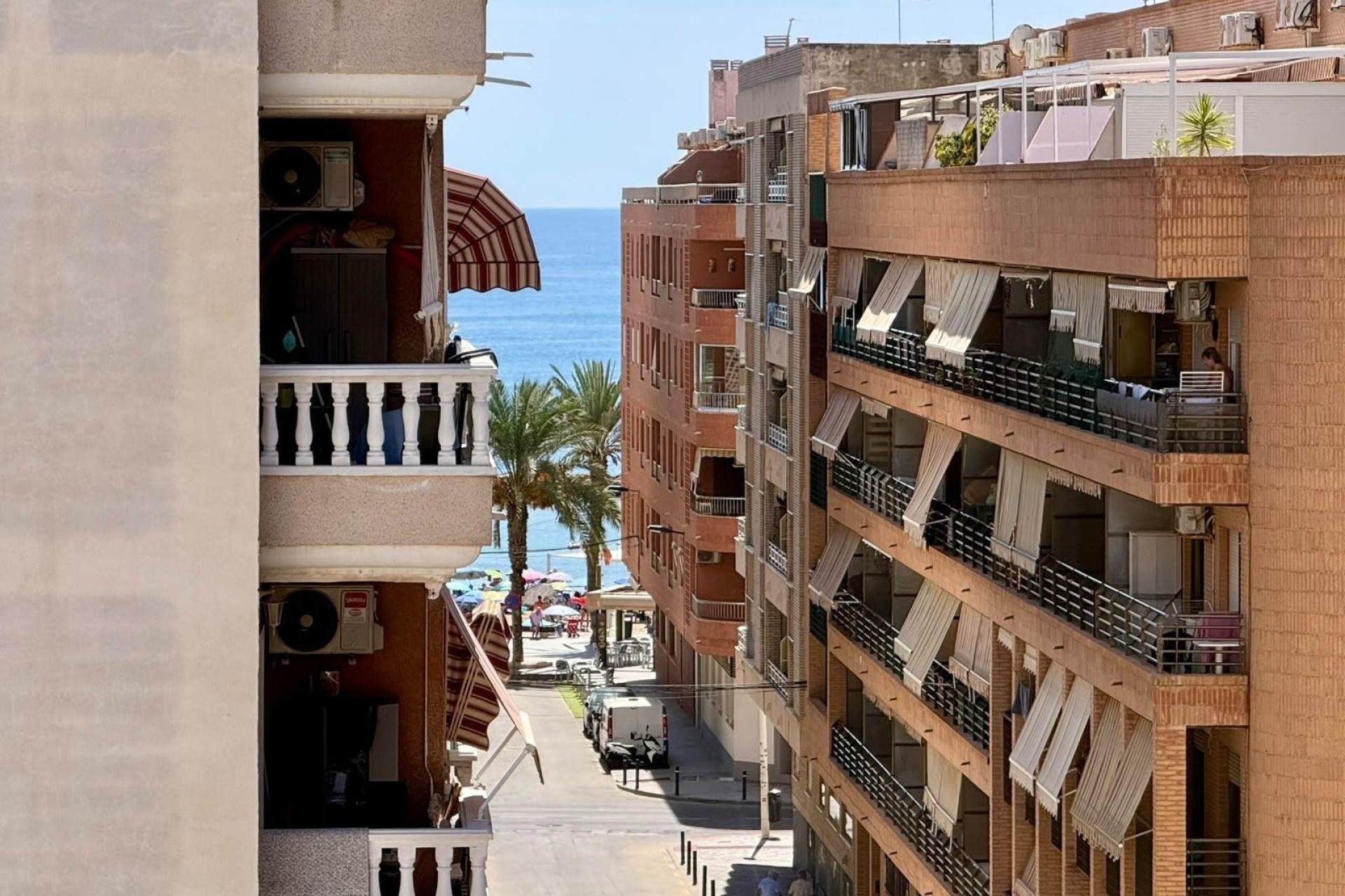 Resale - Apartment / Flat -
Torrevieja - Playa del Cura