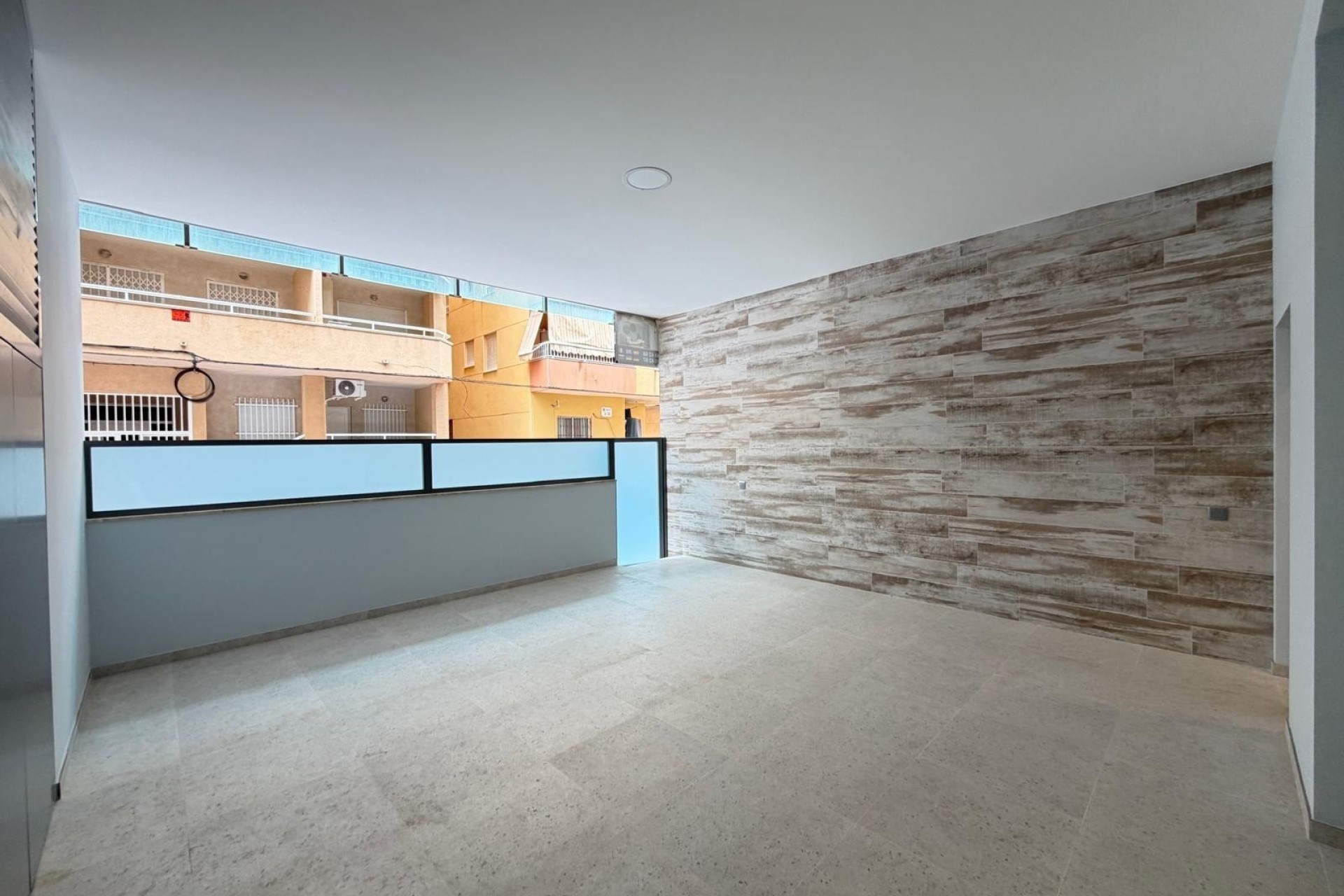 Resale - Apartment / Flat -
Torrevieja - Playa del Cura