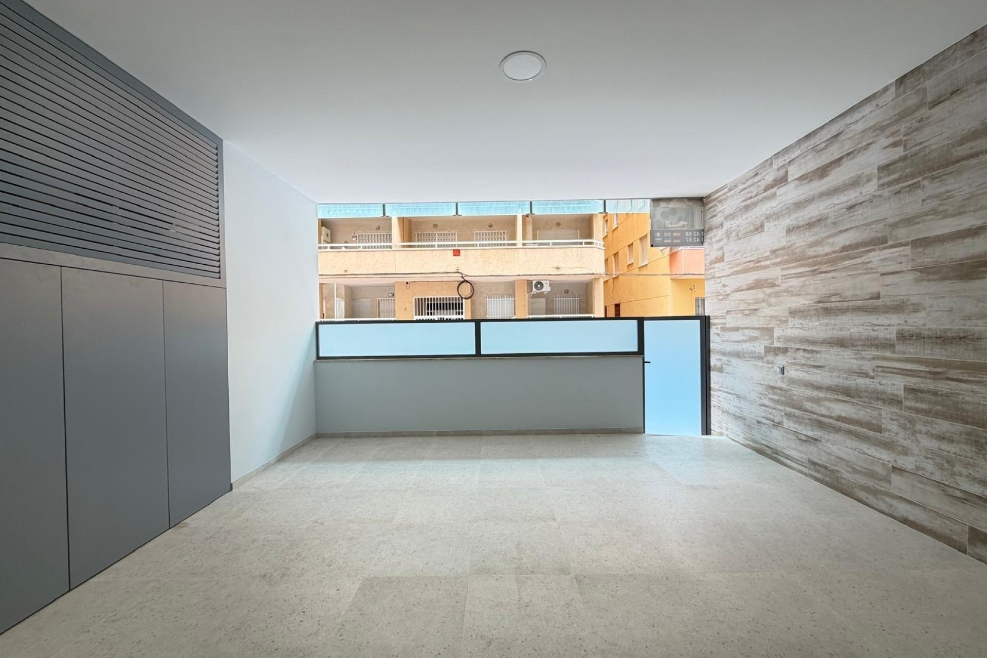 Resale - Apartment / Flat -
Torrevieja - Playa del Cura