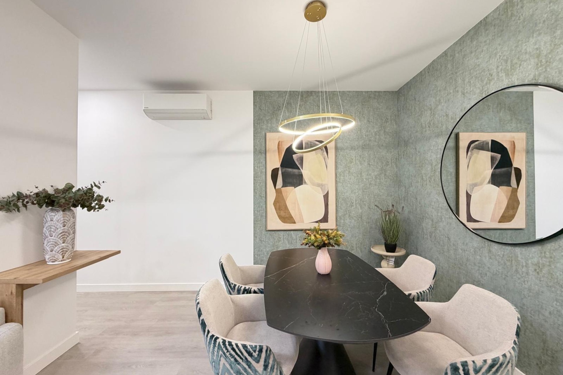 Resale - Apartment / Flat -
Torrevieja - Playa del Cura