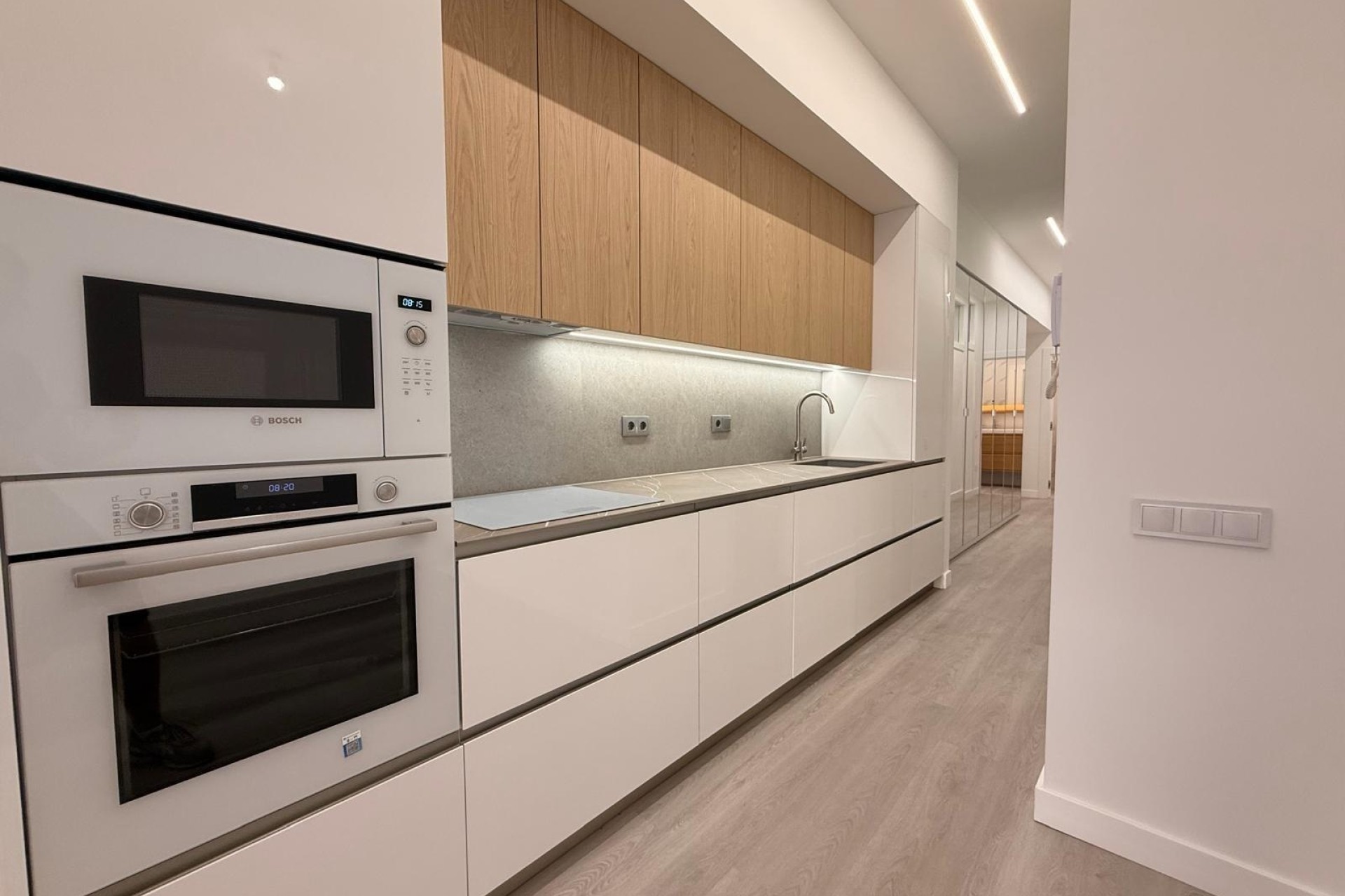 Resale - Apartment / Flat -
Torrevieja - Playa del Cura