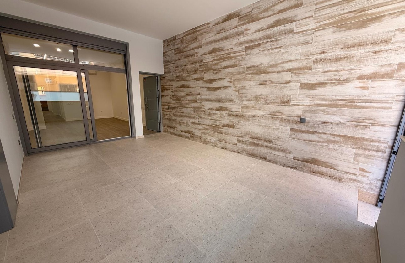 Resale - Apartment / Flat -
Torrevieja - Playa del Cura