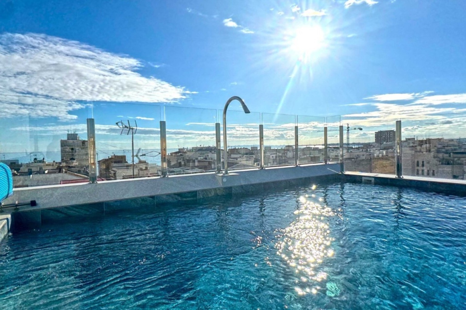 Resale - Apartment / Flat -
Torrevieja - Playa del Cura