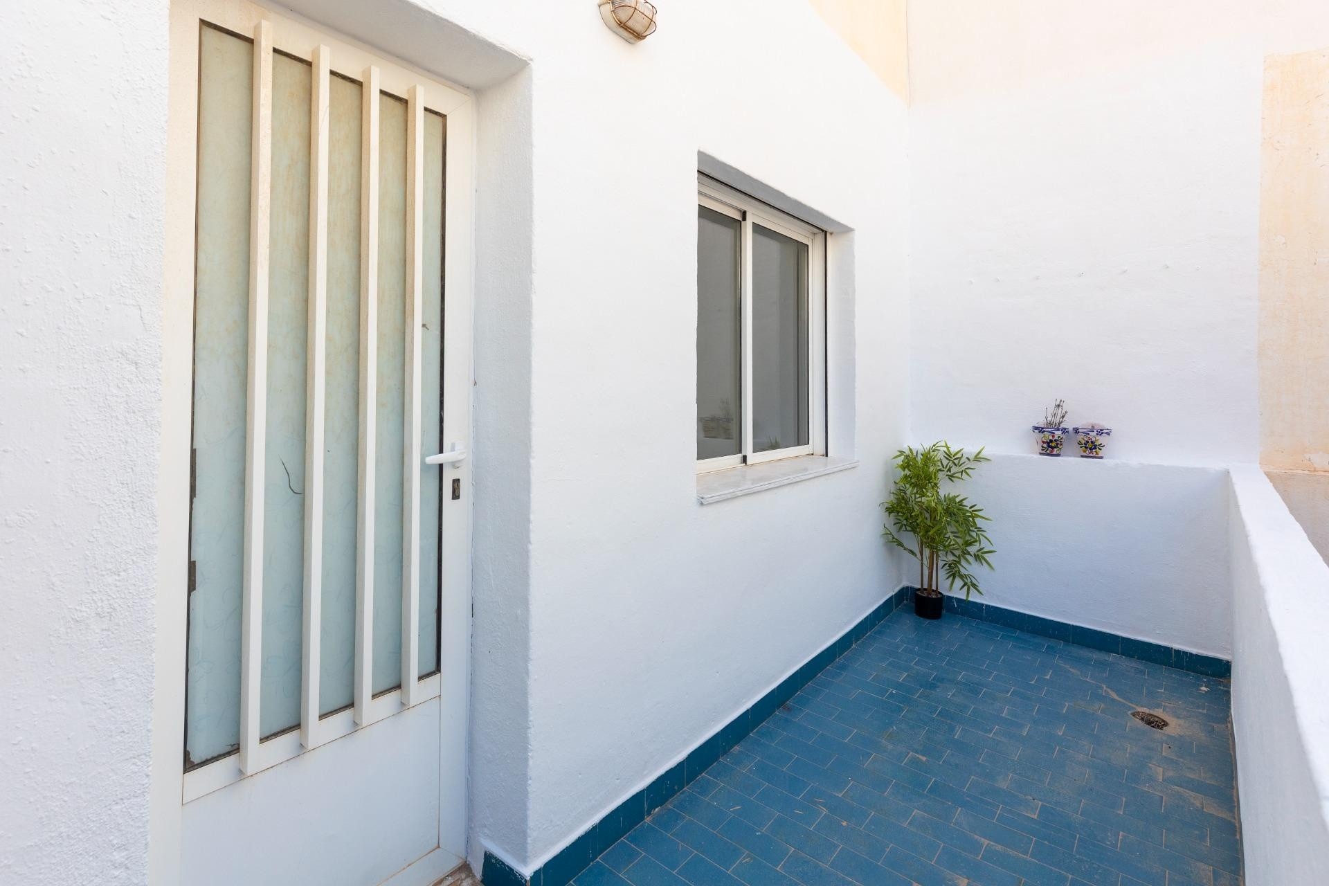 Resale - Apartment / Flat -
Torrevieja - Puerto Deportivo