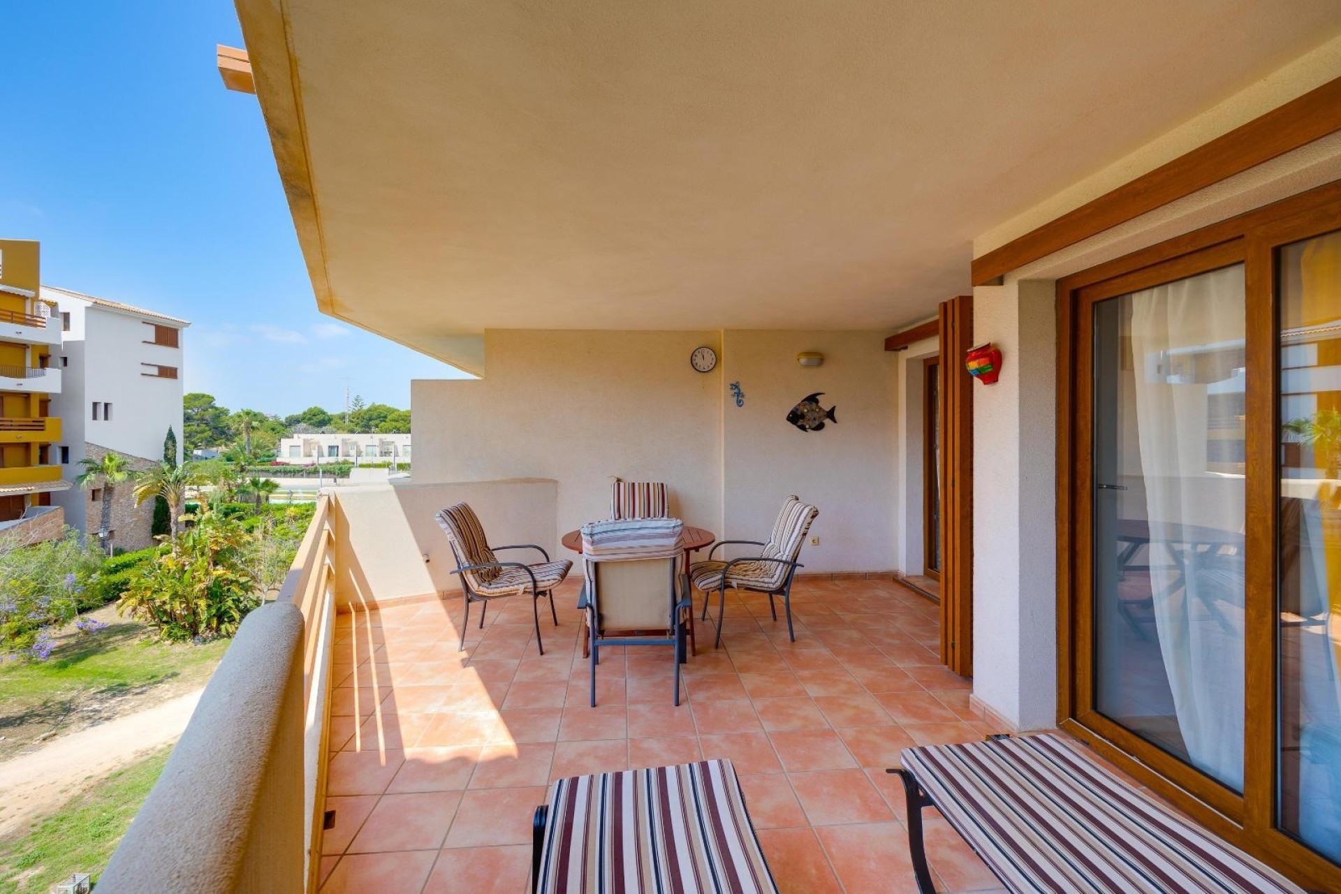 Resale - Apartment / Flat -
Torrevieja - Punta Prima
