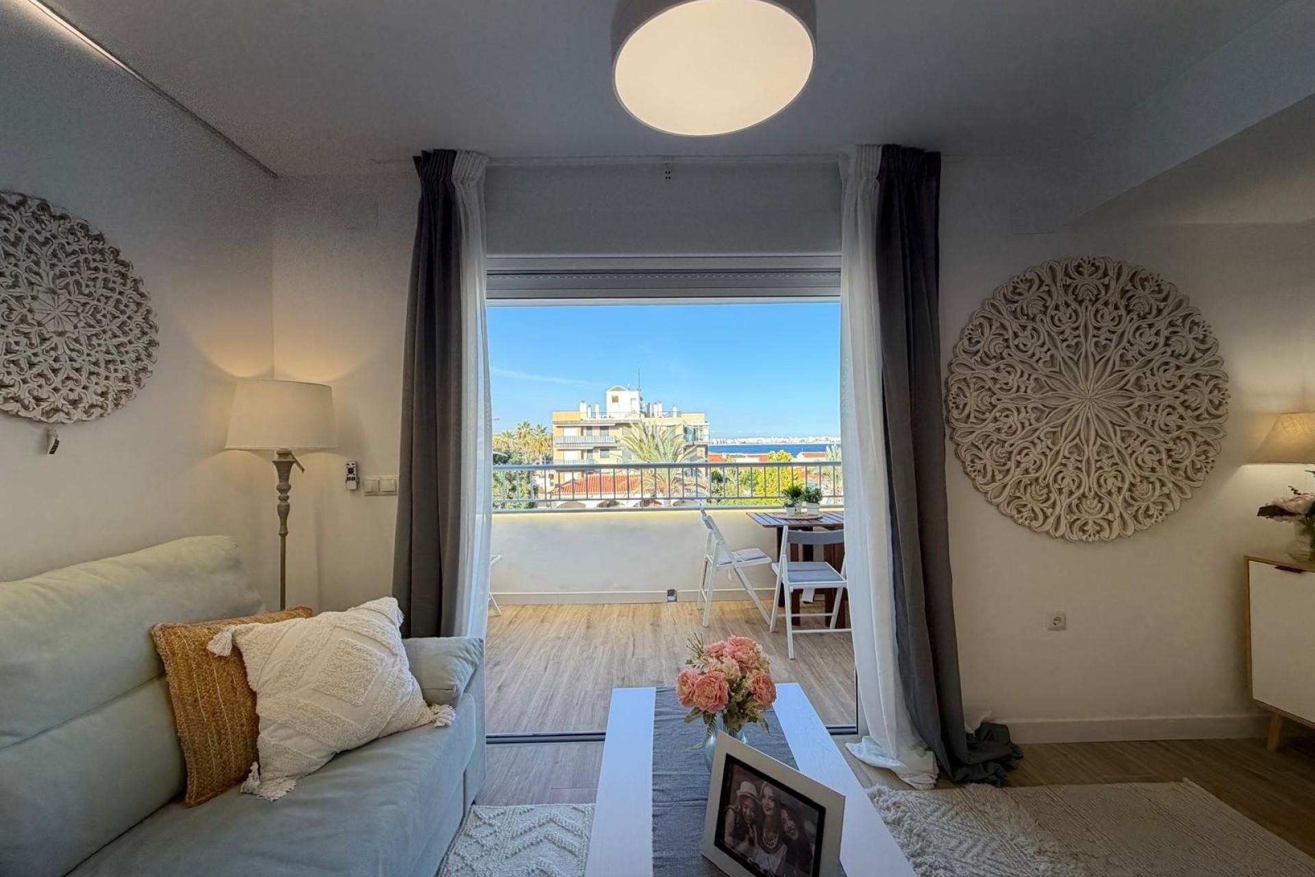 Resale - Apartment / Flat -
Torrevieja - Punta Prima