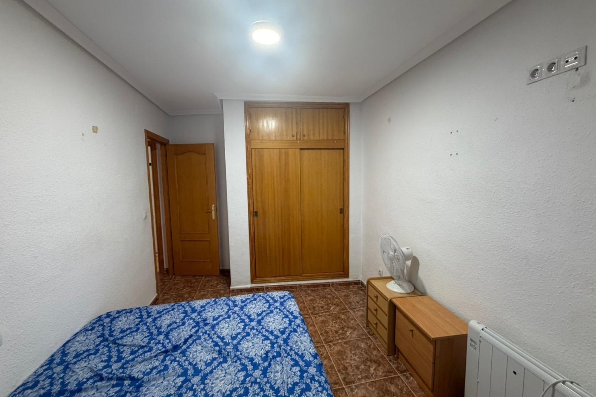 Resale - Apartment / Flat -
Torrevieja - Punta Prima