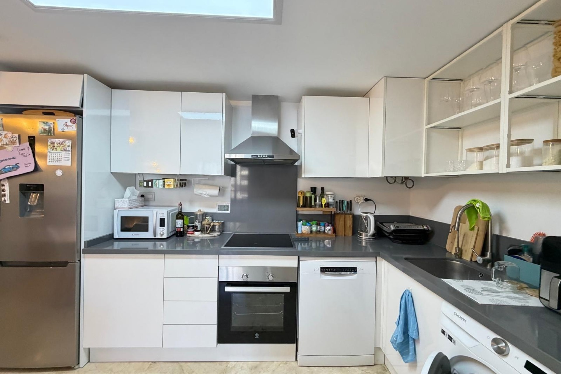 Resale - Apartment / Flat -
Torrevieja - Punta Prima
