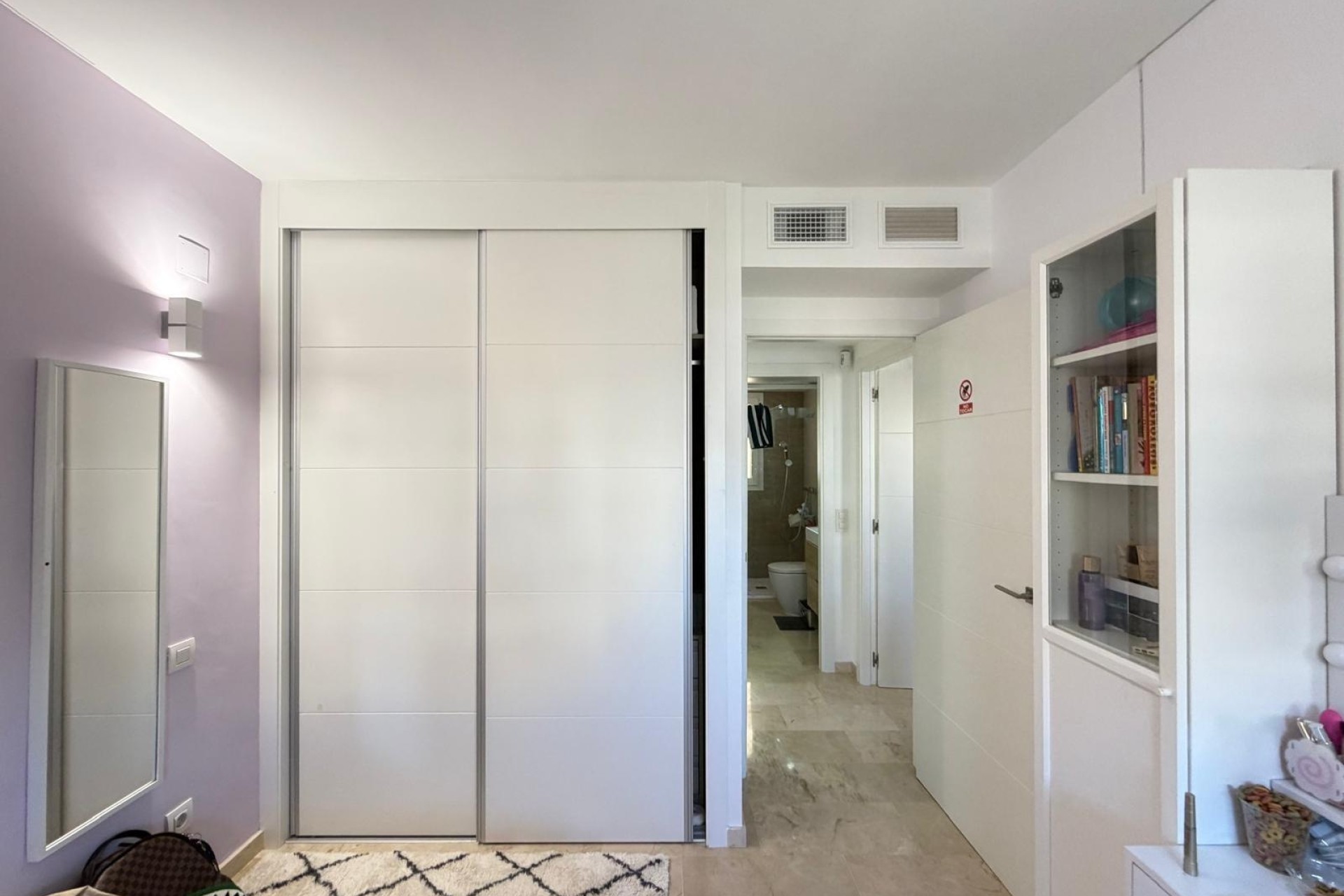 Resale - Apartment / Flat -
Torrevieja - Punta Prima