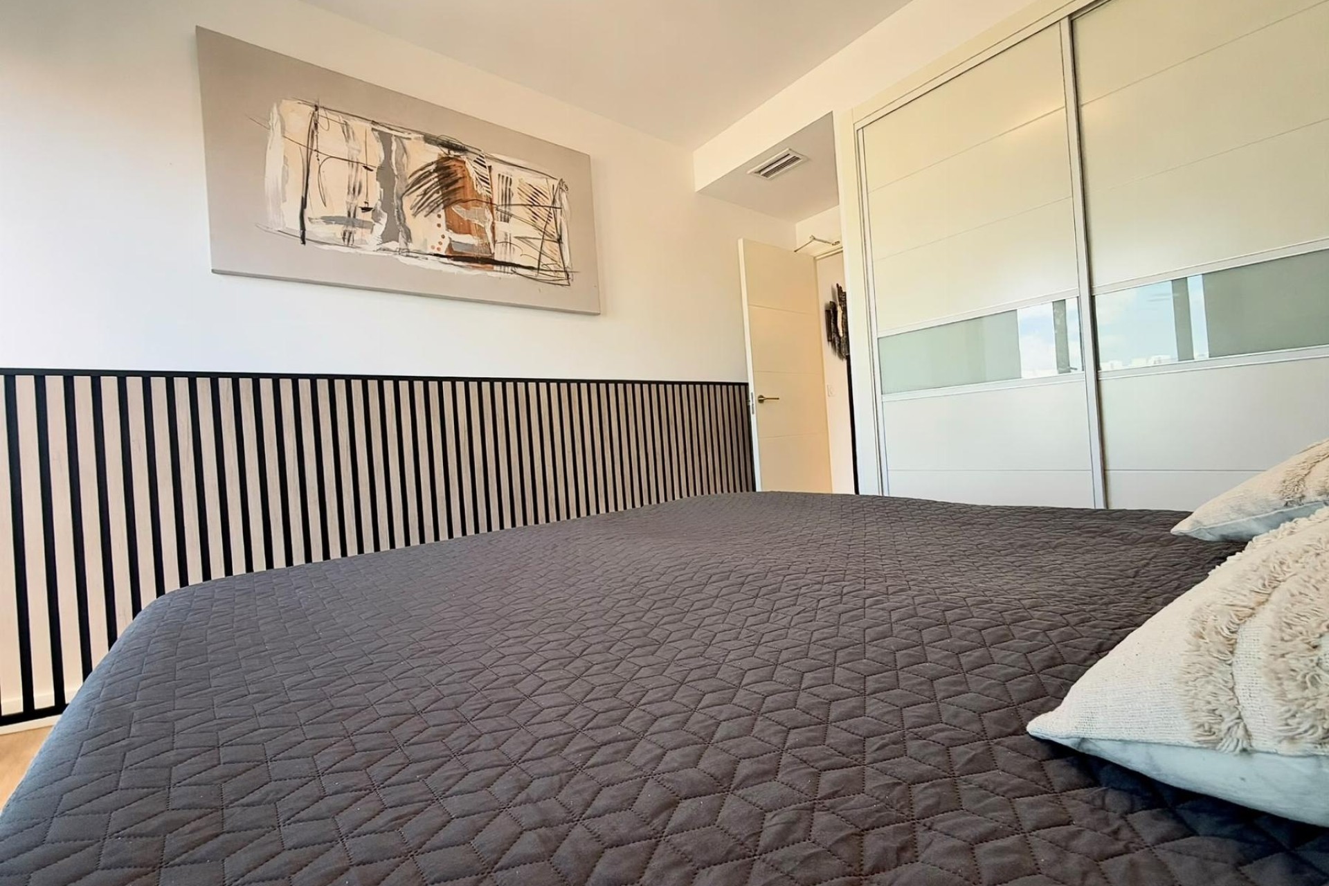 Resale - Apartment / Flat -
Torrevieja - Punta Prima