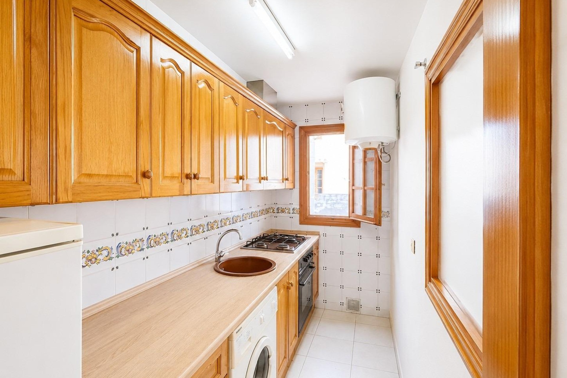 Resale - Apartment / Flat -
Torrevieja - Torre del moro