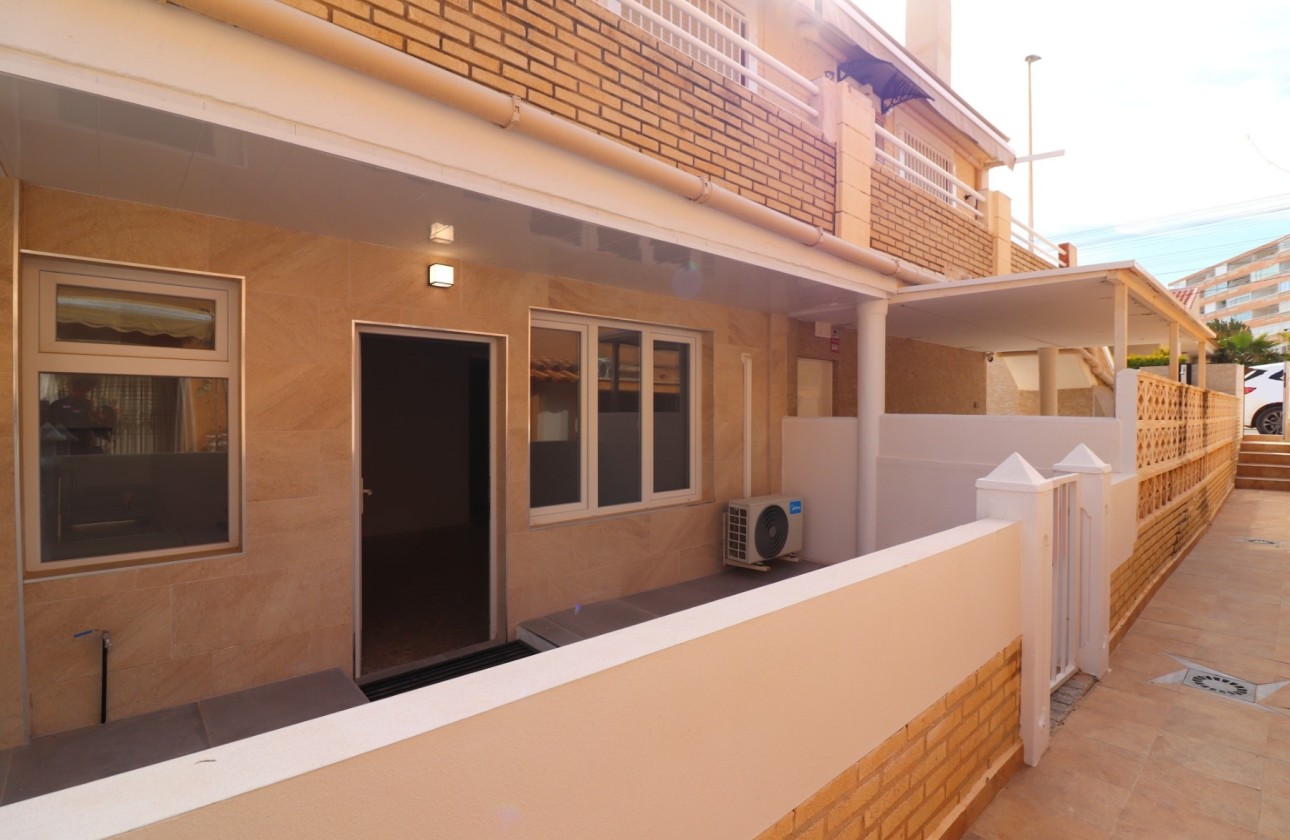 Resale - Apartment / Flat -
Torrevieja - Torre La Mata
