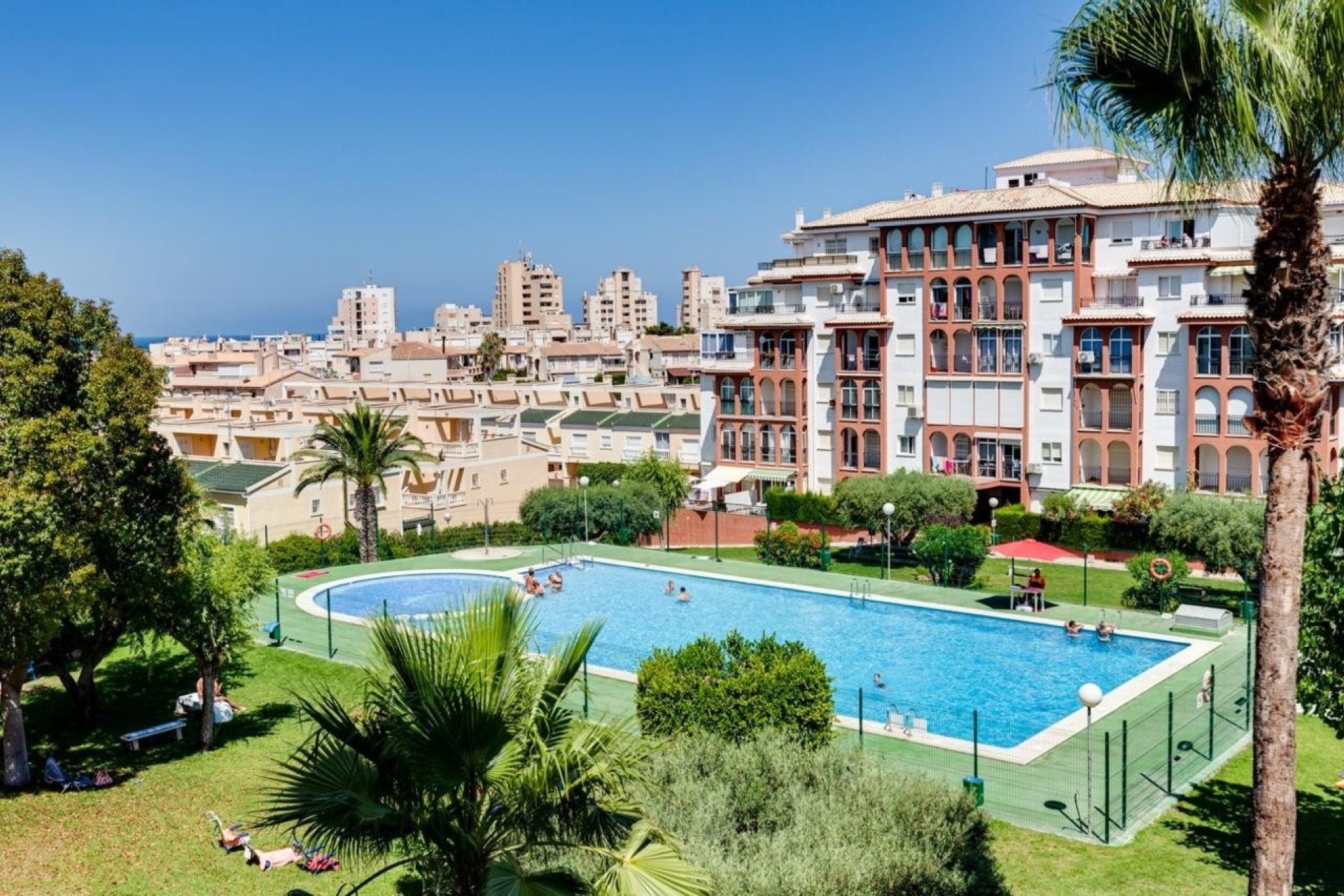 Resale - Apartment / Flat -
Torrevieja - Torreblanca