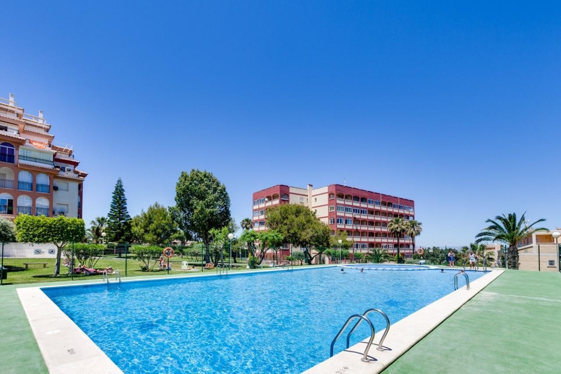 Resale - Apartment / Flat -
Torrevieja - Torreblanca