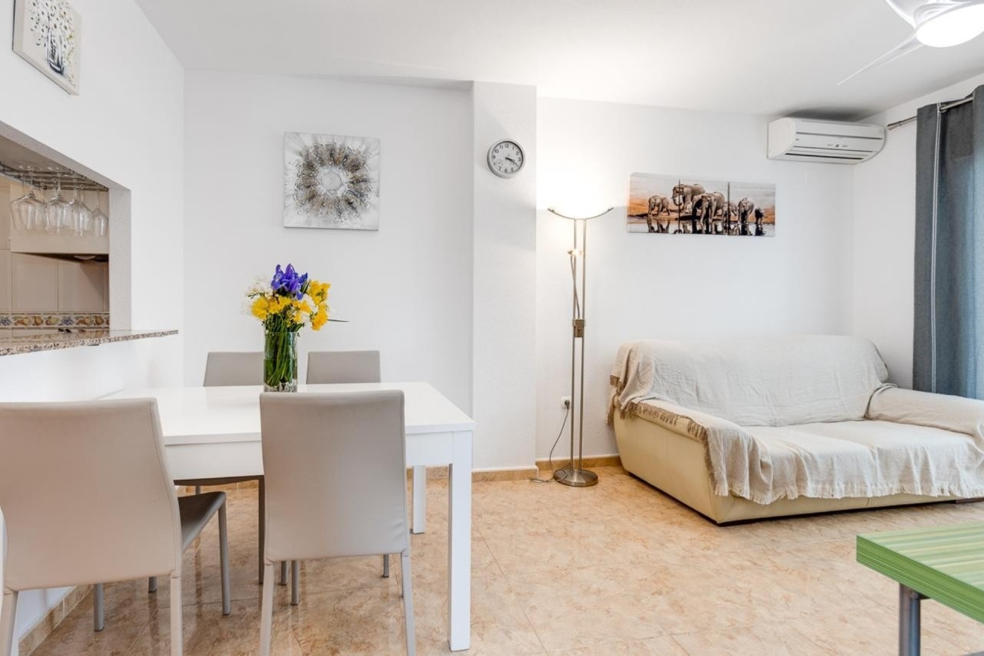 Resale - Apartment / Flat -
Torrevieja - Torreblanca