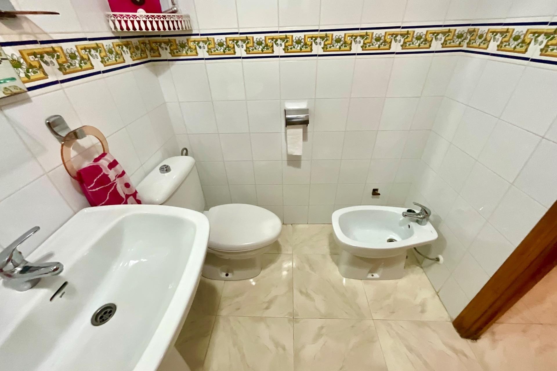 Resale - Apartment / Flat -
Torrevieja - Torreblanca