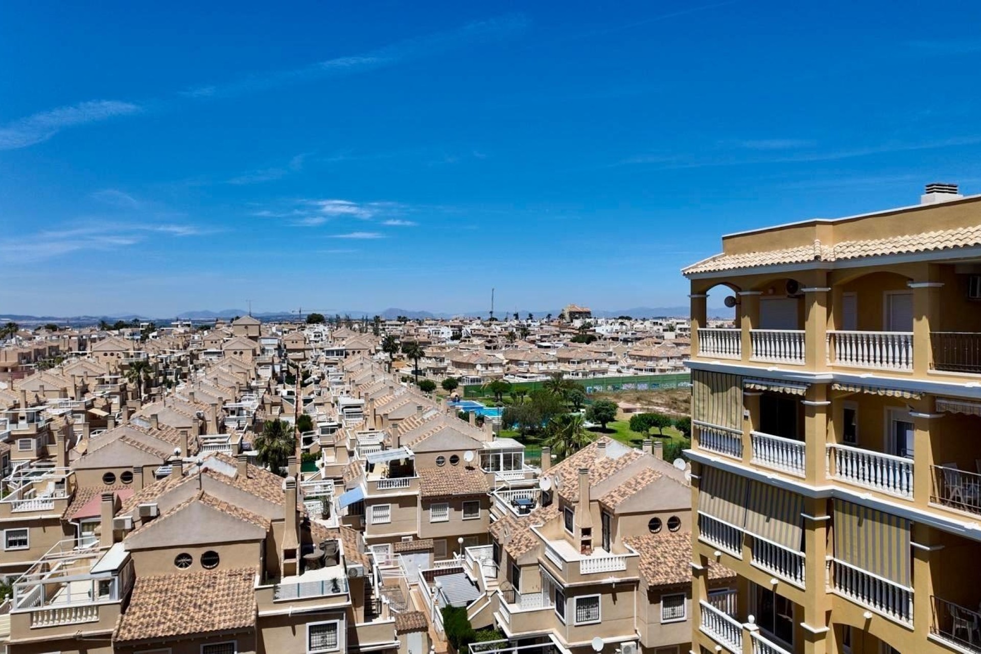 Resale - Apartment / Flat -
Torrevieja - Torreblanca