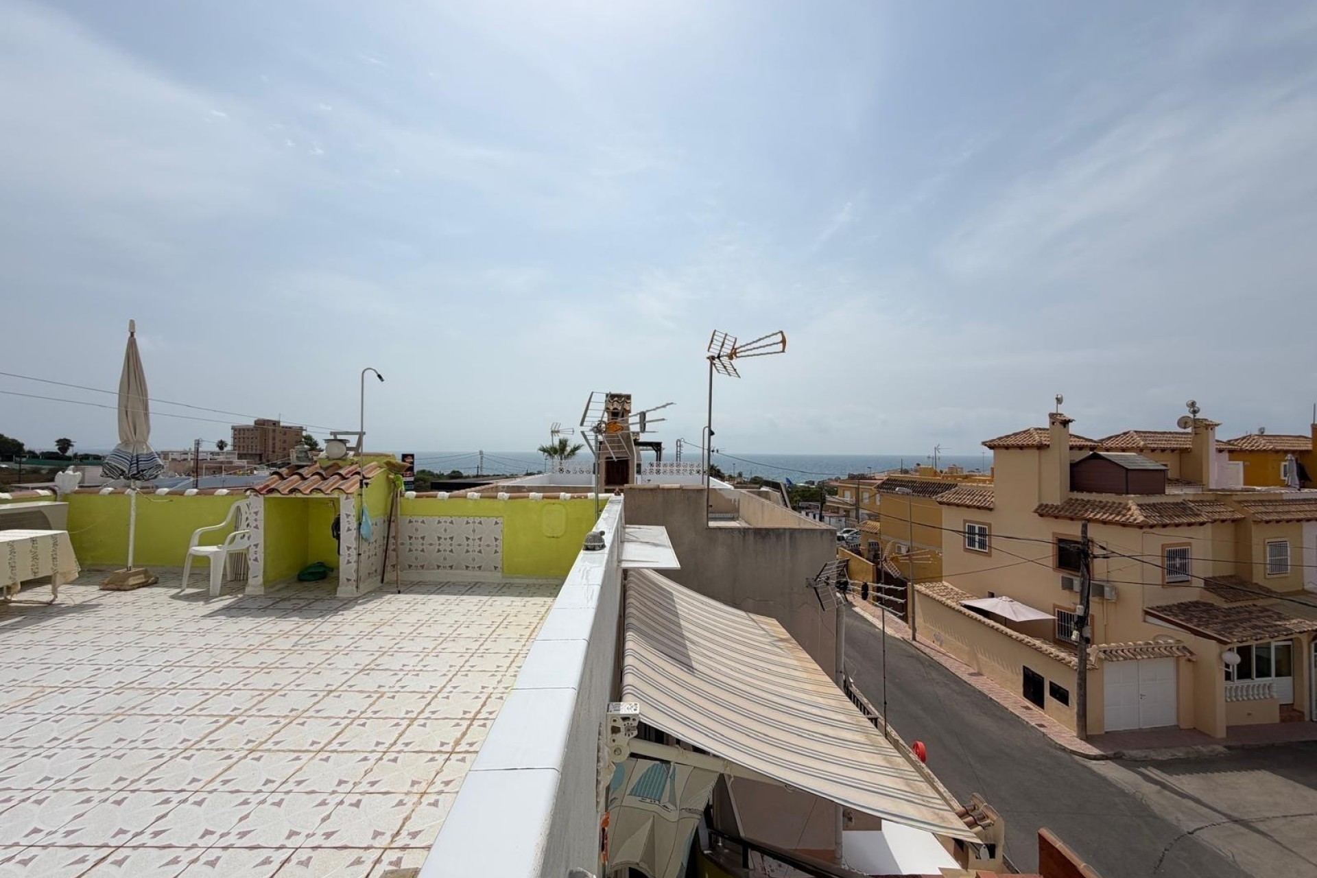 Resale - Apartment / Flat -
Torrevieja - Torreblanca