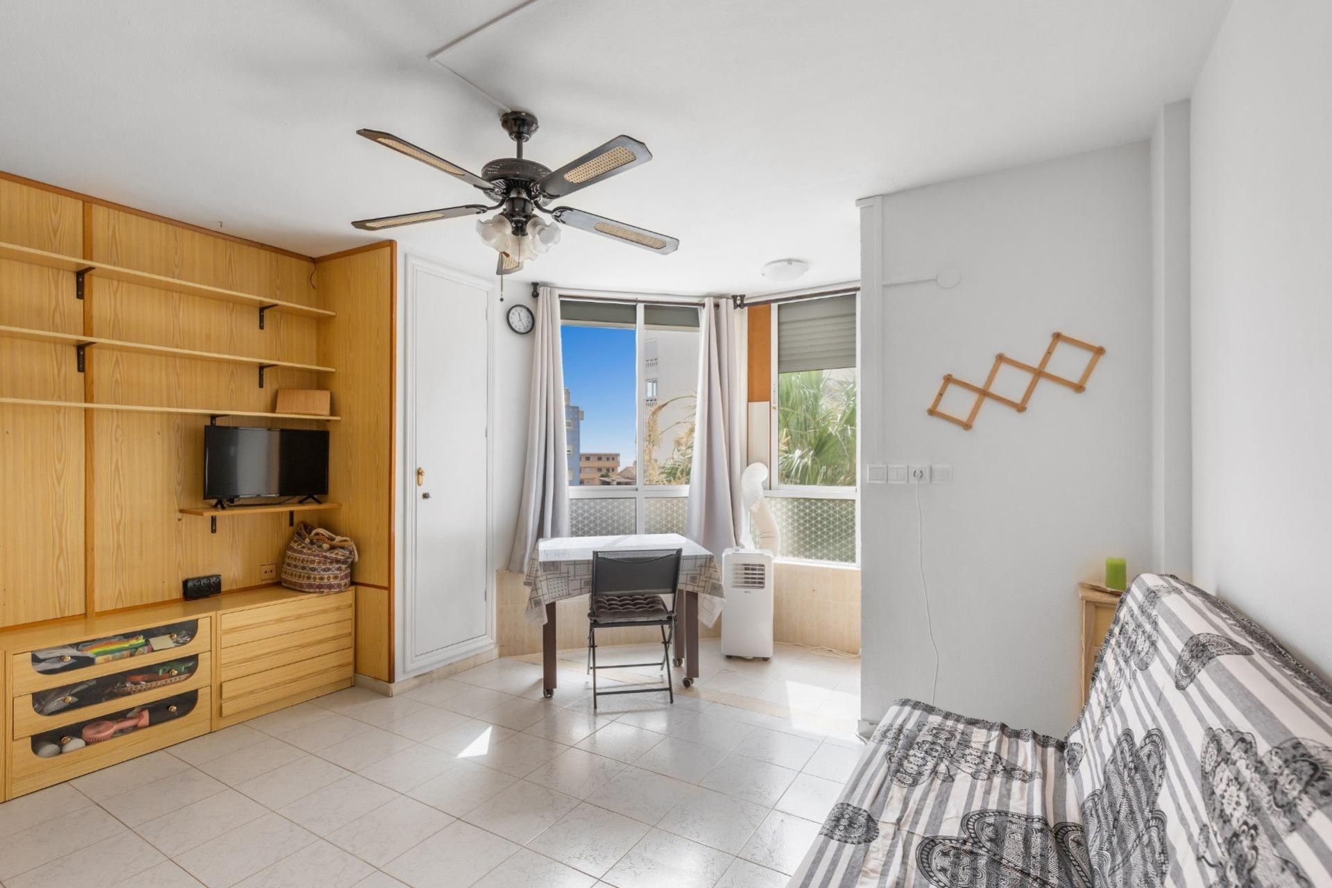 Resale - Apartment / Flat -
Torrevieja - Torreblanca