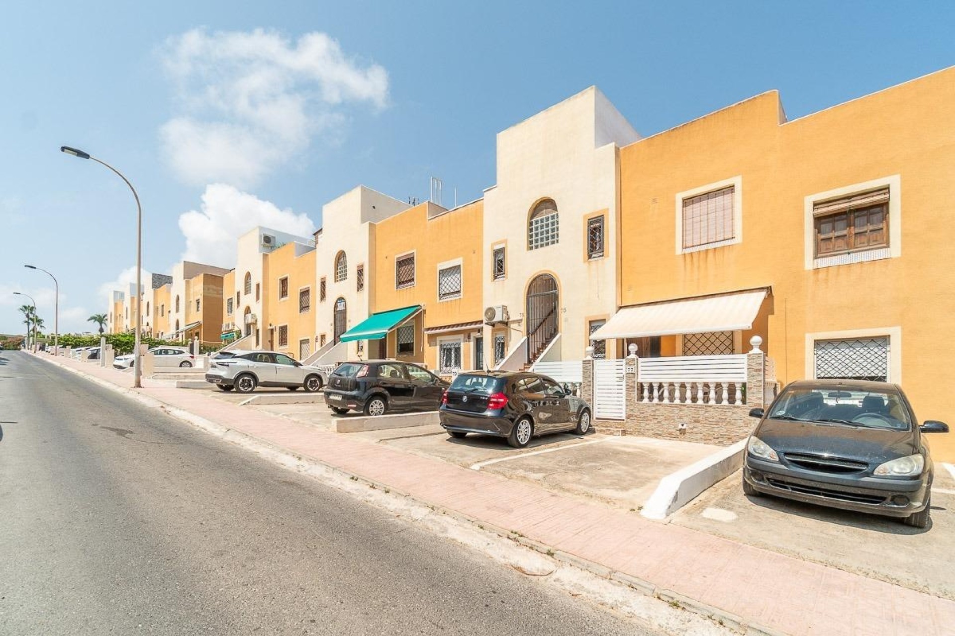 Resale - Apartment / Flat -
Torrevieja - Torreblanca