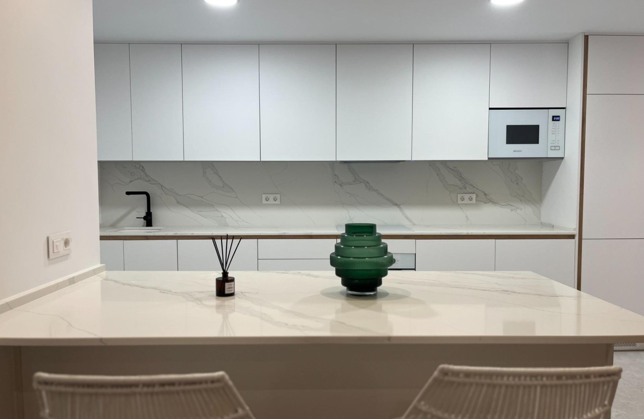 Resale - Apartment / Flat -
Torrevieja - Torreblanca