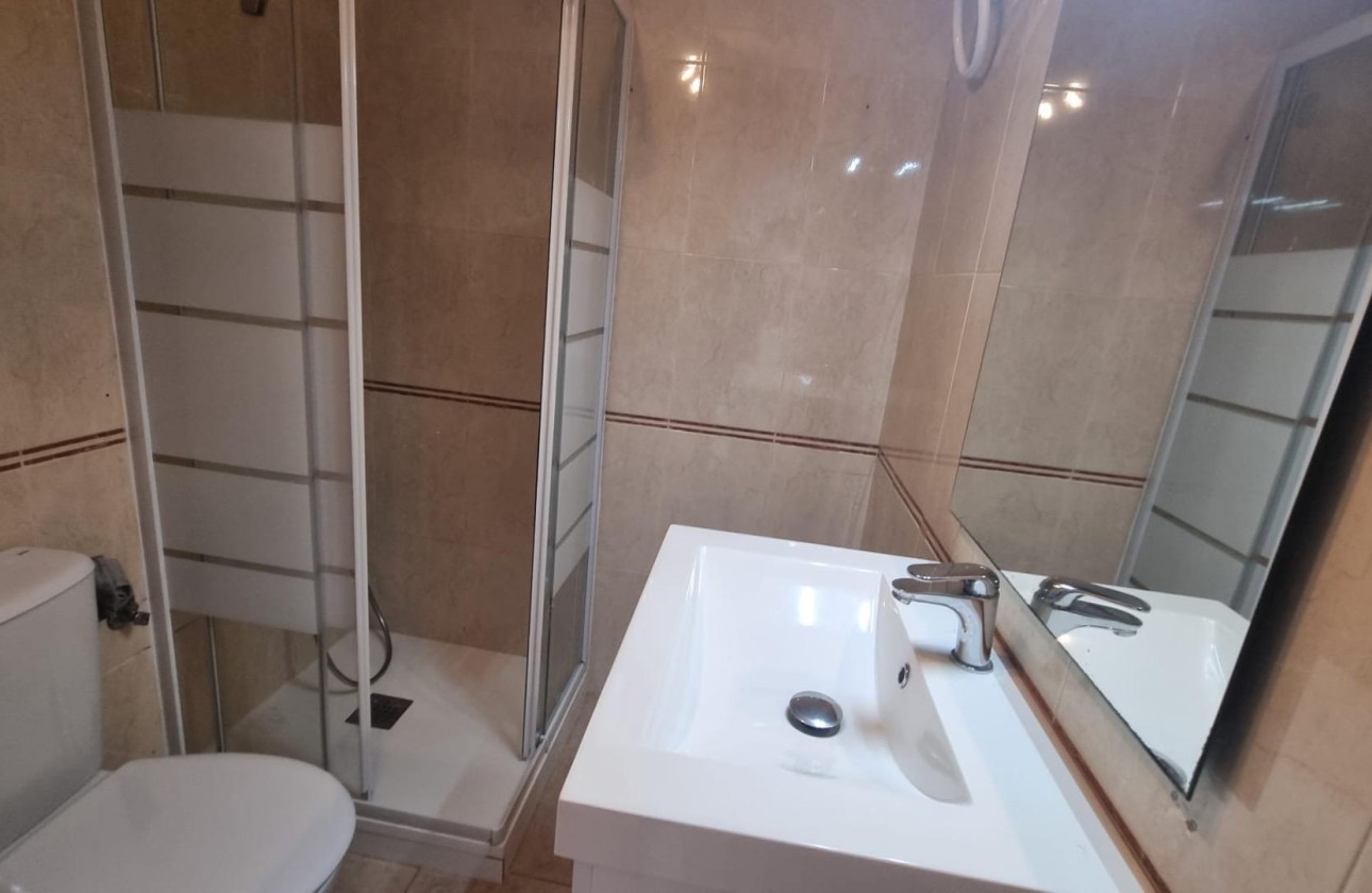 Resale - Apartment / Flat -
Torrevieja - Torreblanca