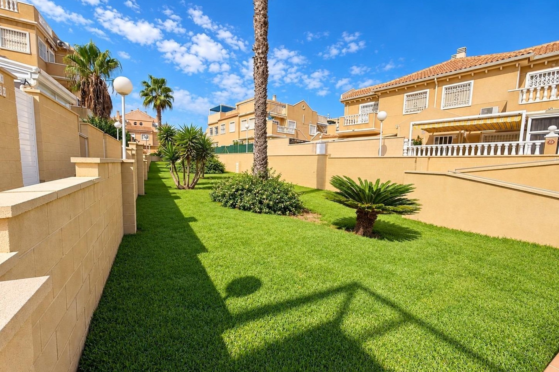 Resale - Apartment / Flat -
Torrevieja - Torreblanca