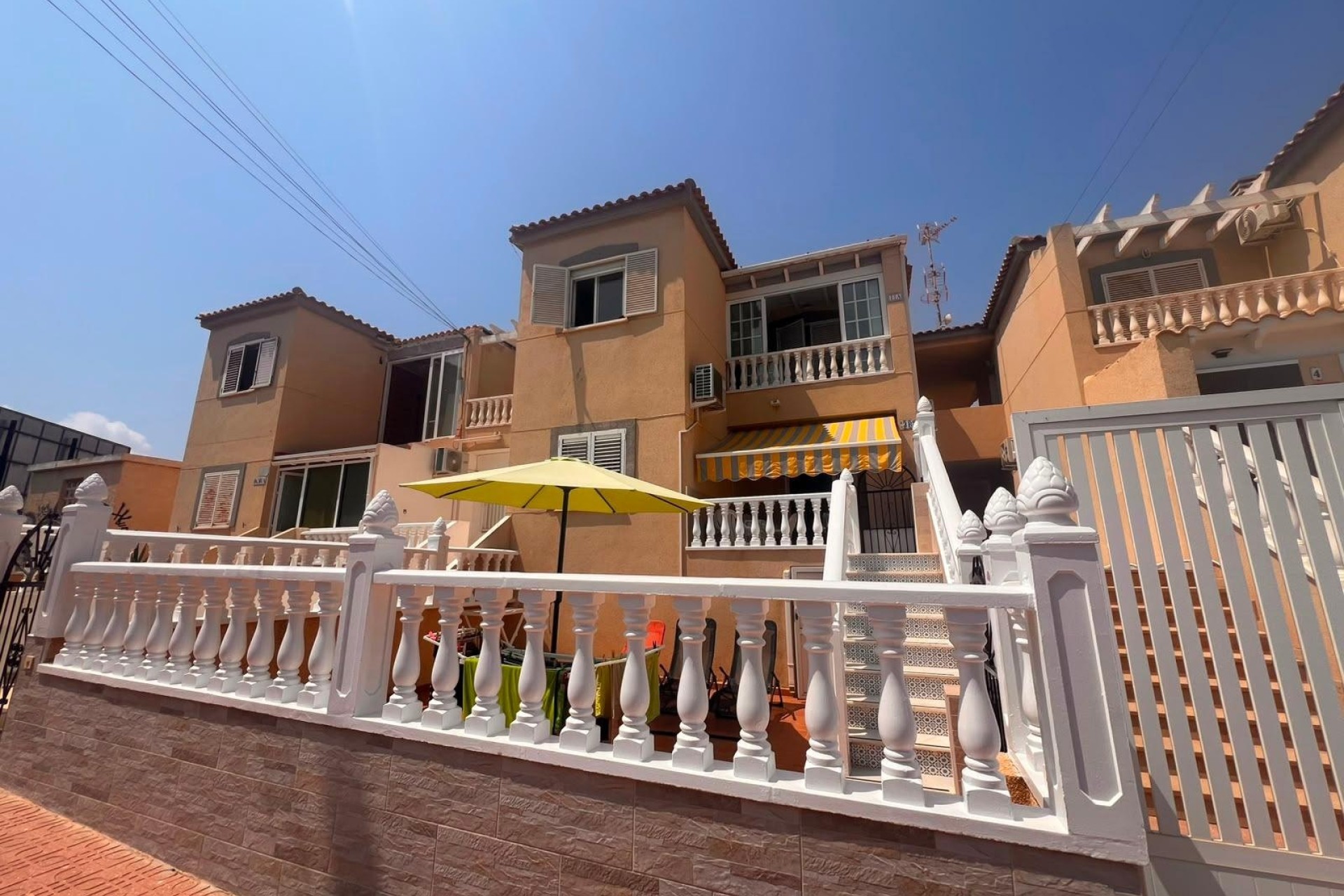 Resale - Apartment / Flat -
Torrevieja - Torrejón