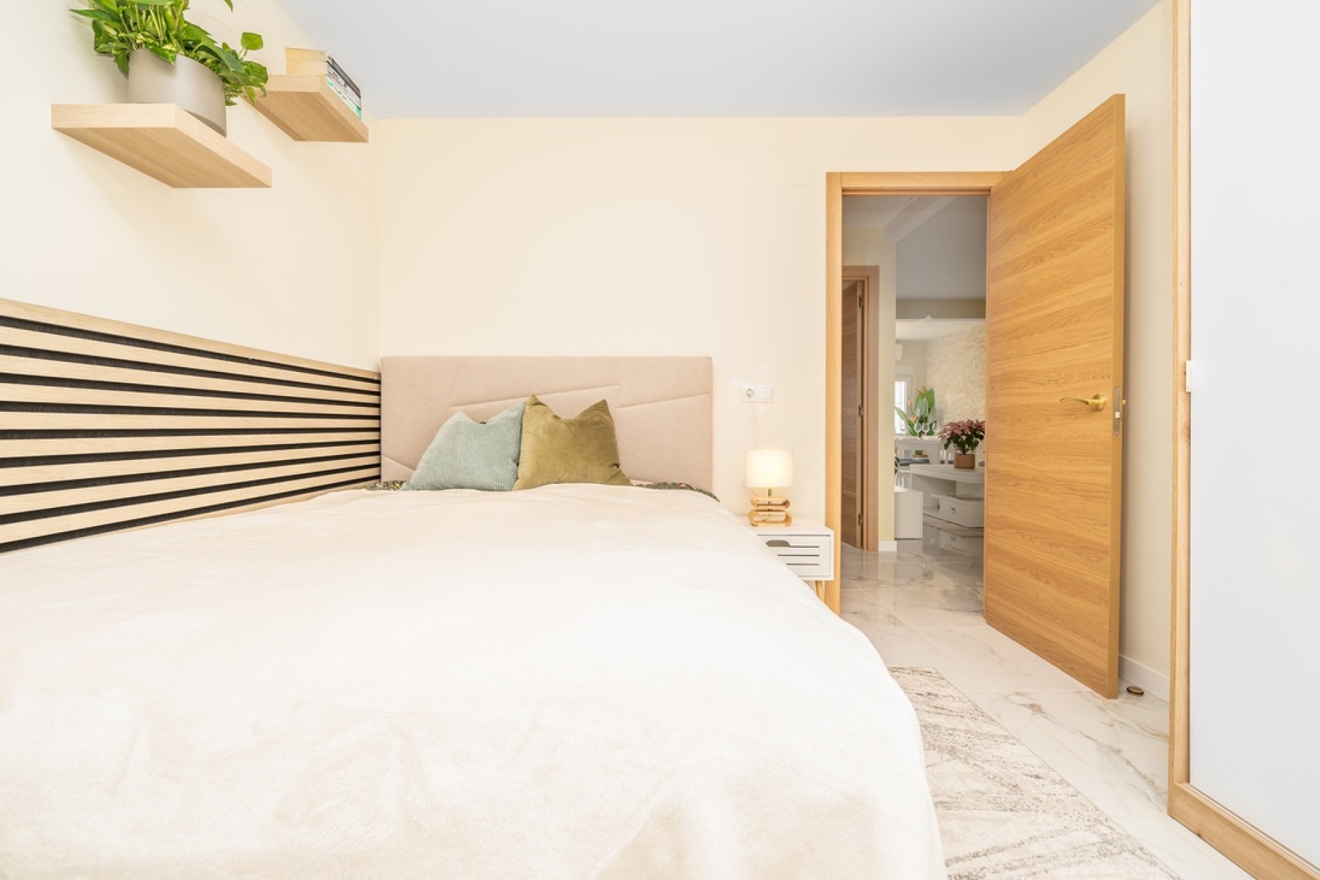Resale - Apartment / Flat -
Torrevieja - Torreta