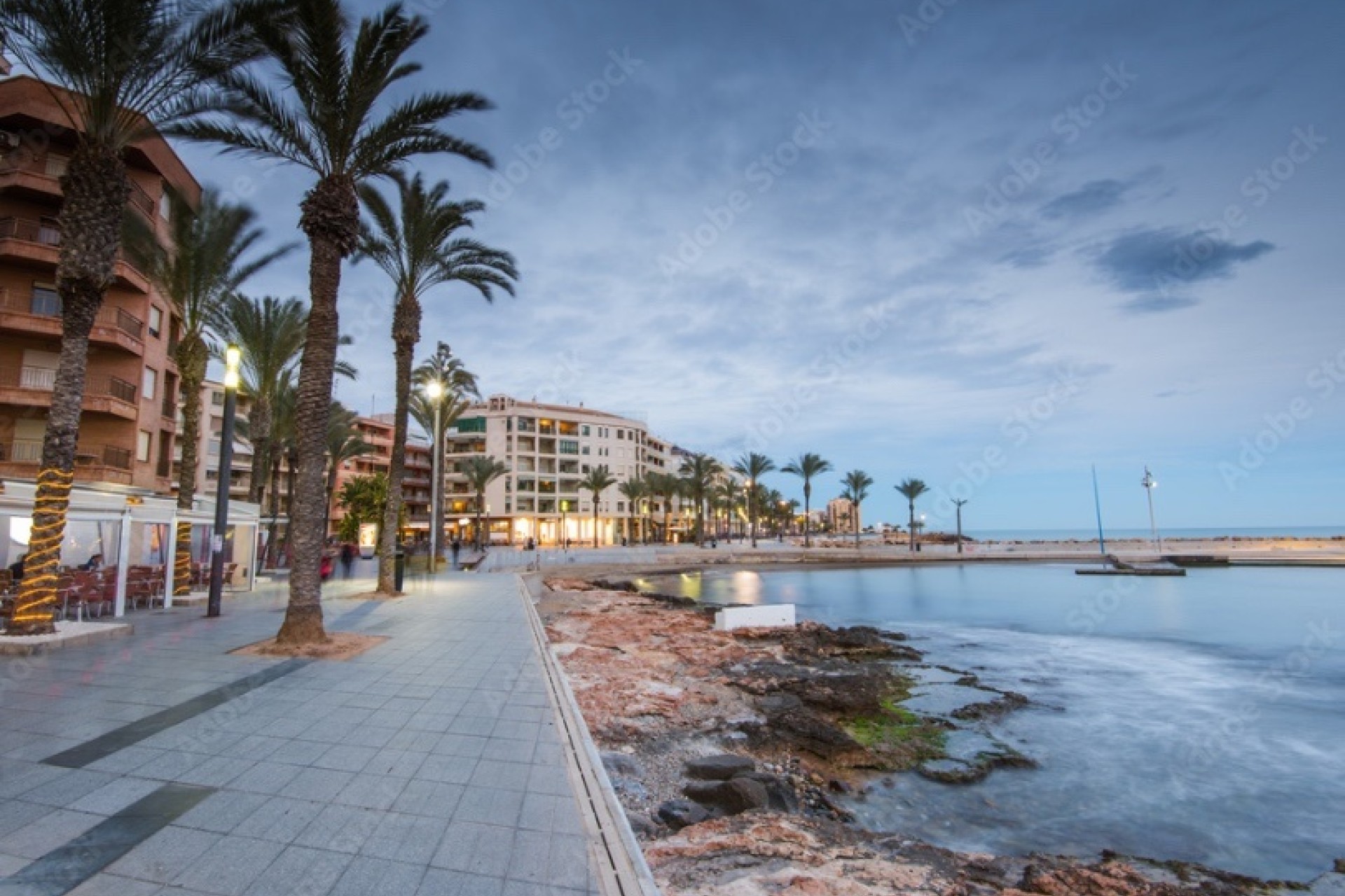 Resale - Apartment / Flat -
Torrevieja - Torrevieja Centro