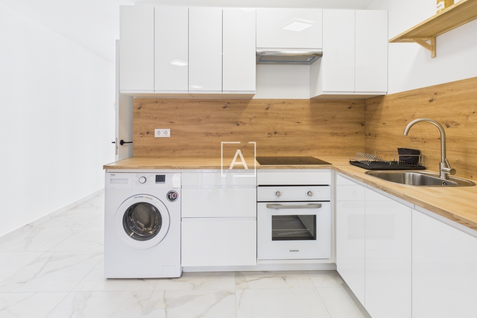 Resale - Apartment / Flat -
Torrevieja - Torrevieja Centro