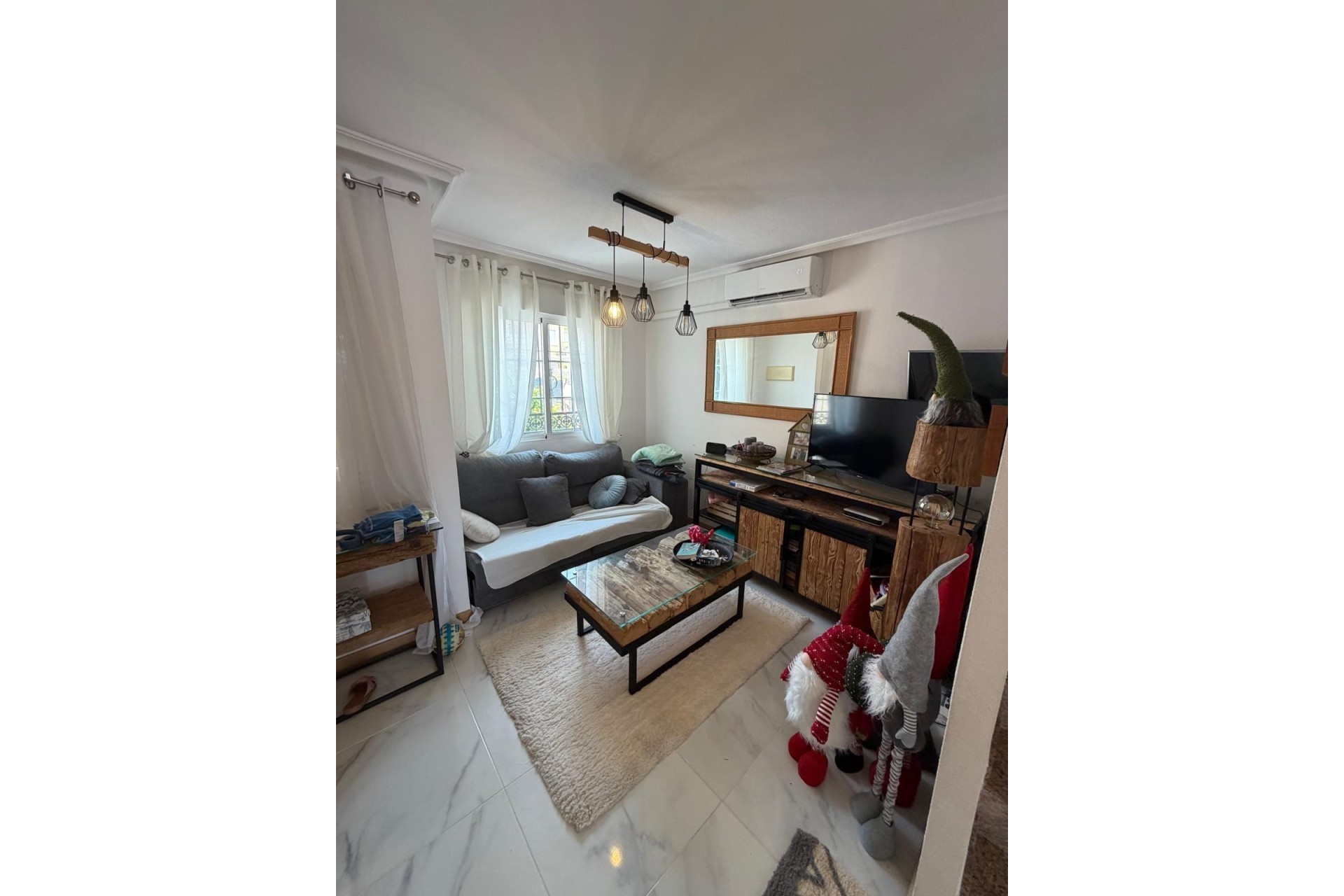 Resale - Apartment / Flat -
Torrevieja - Zona Los Frutales