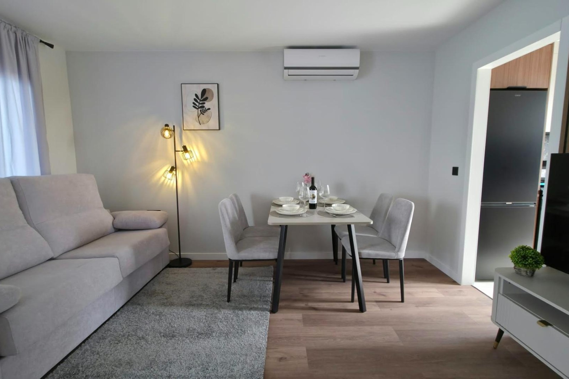 Resale - Apartment / Flat -
Torrevieja - Zona Los Frutales