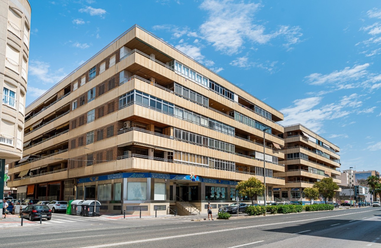 Resale - Apartment / Flat -
Torrevieja