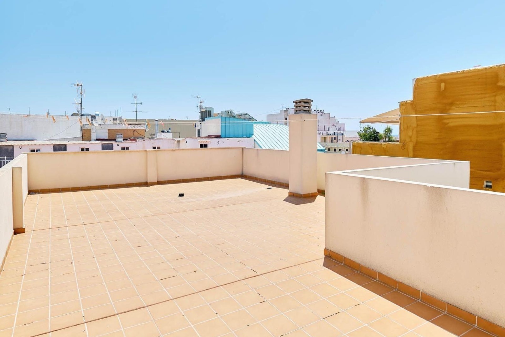 Resale - Apartment / Flat -
Torrevieja