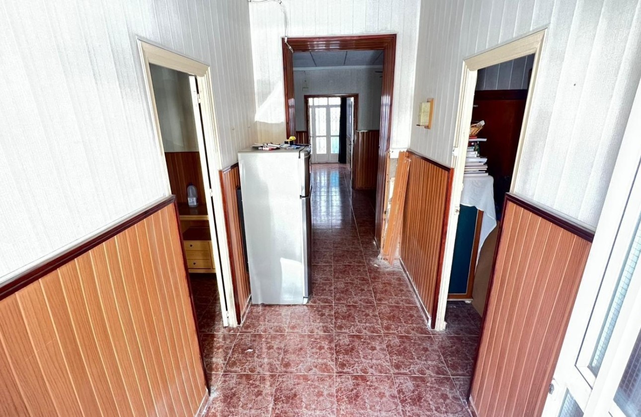 Resale - Apartment / Flat -
Torrevieja