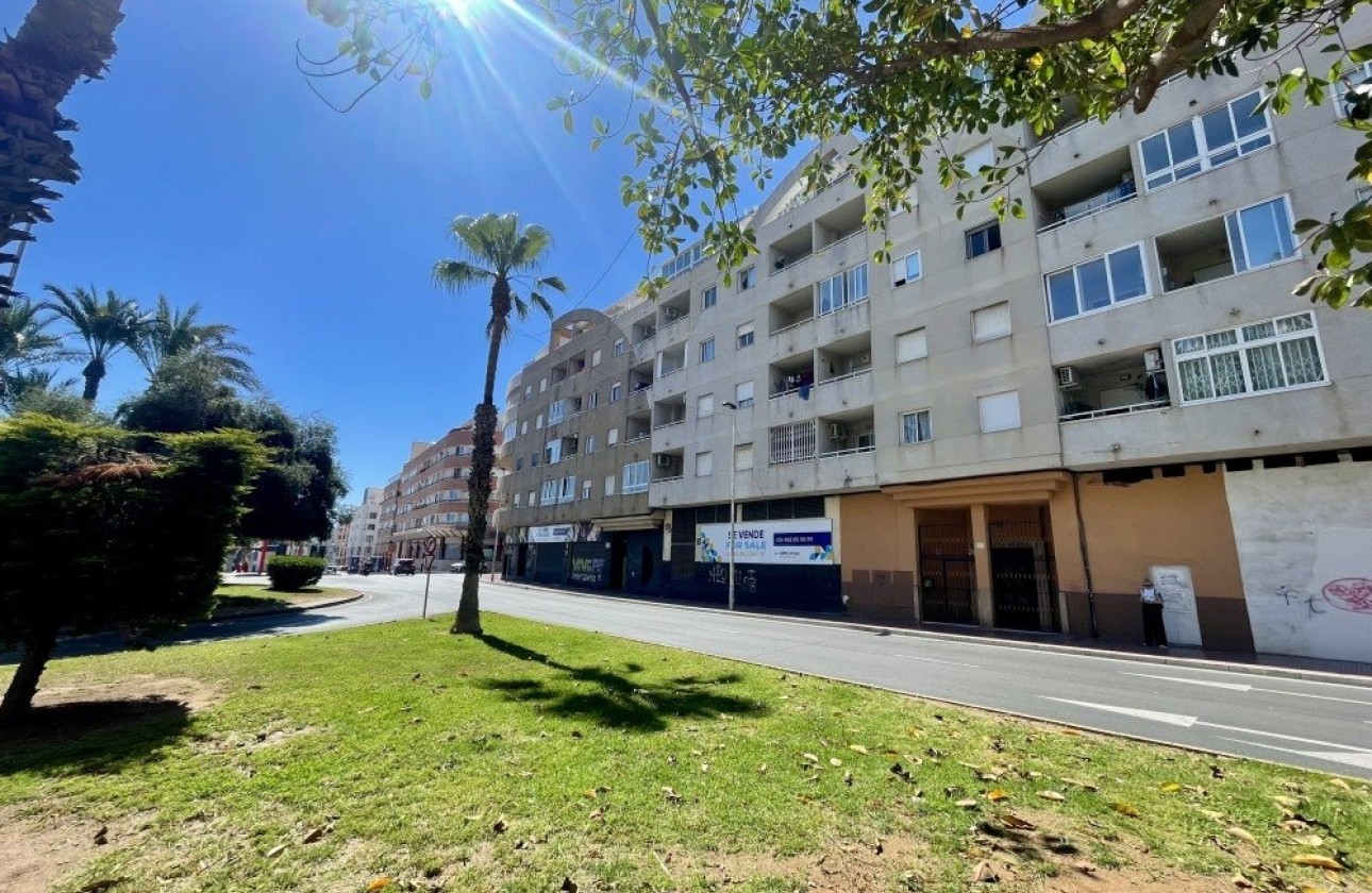 Resale - Apartment / Flat -
Torrevieja