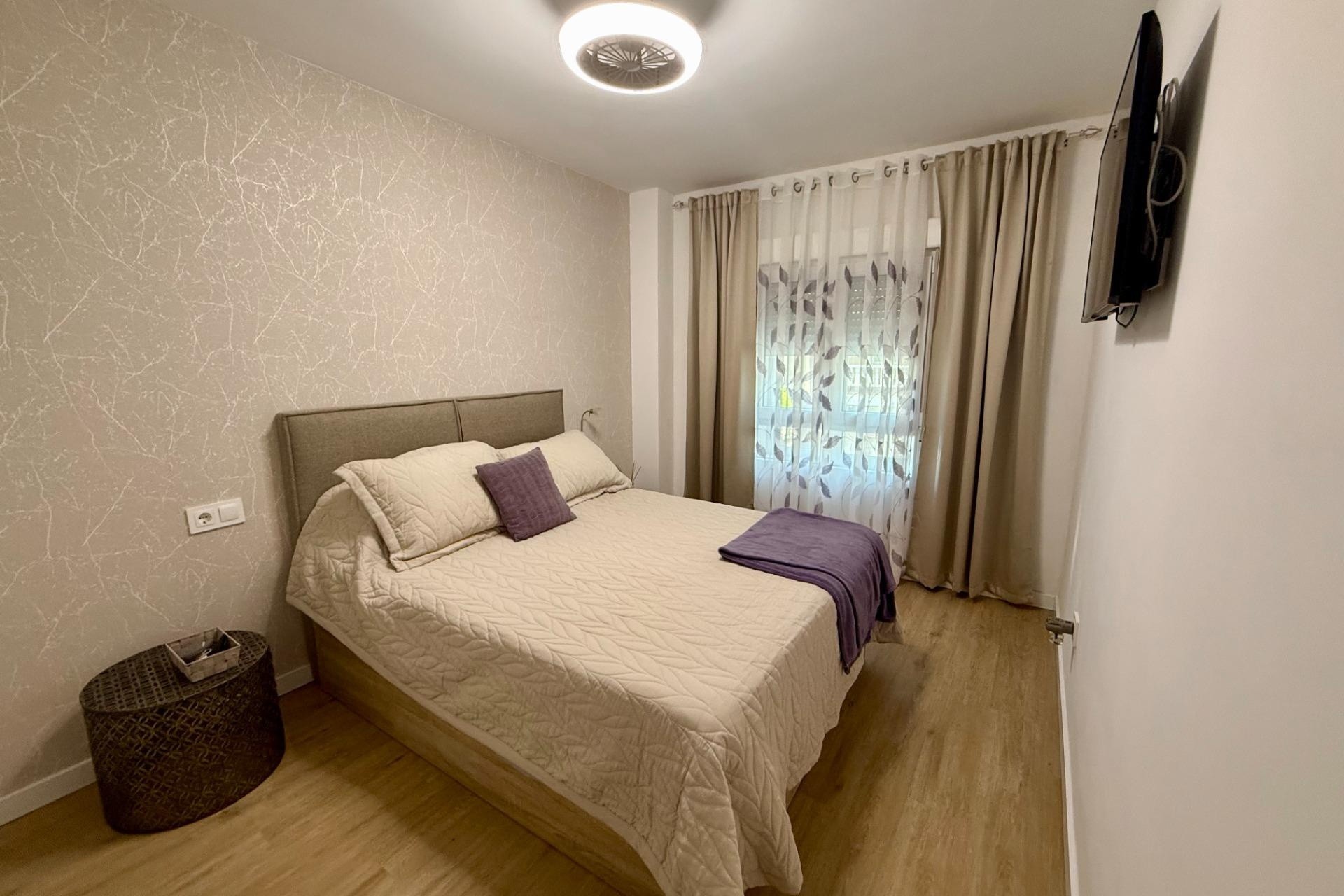 Resale - Apartment / Flat -
Torrevieja