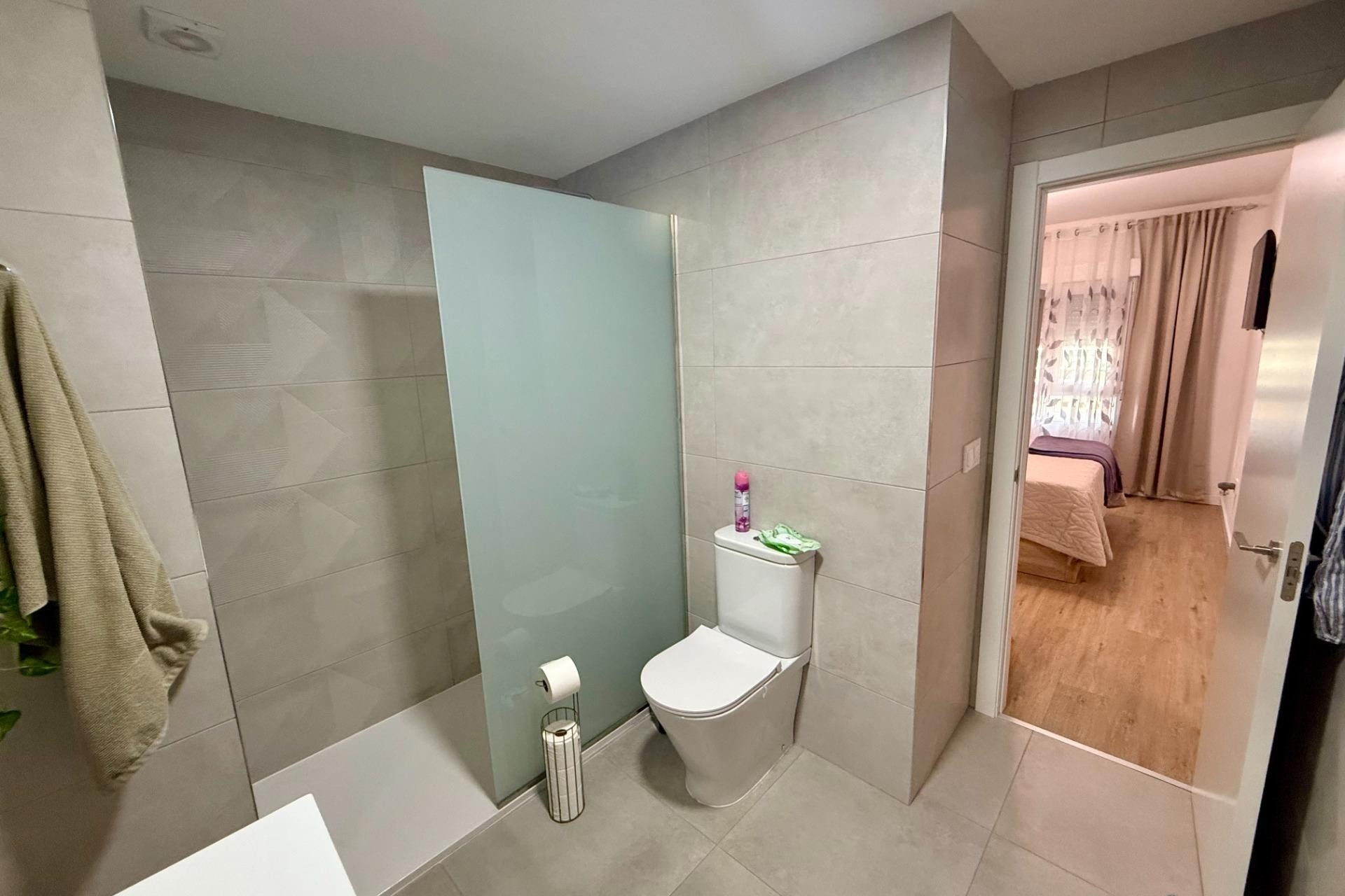 Resale - Apartment / Flat -
Torrevieja