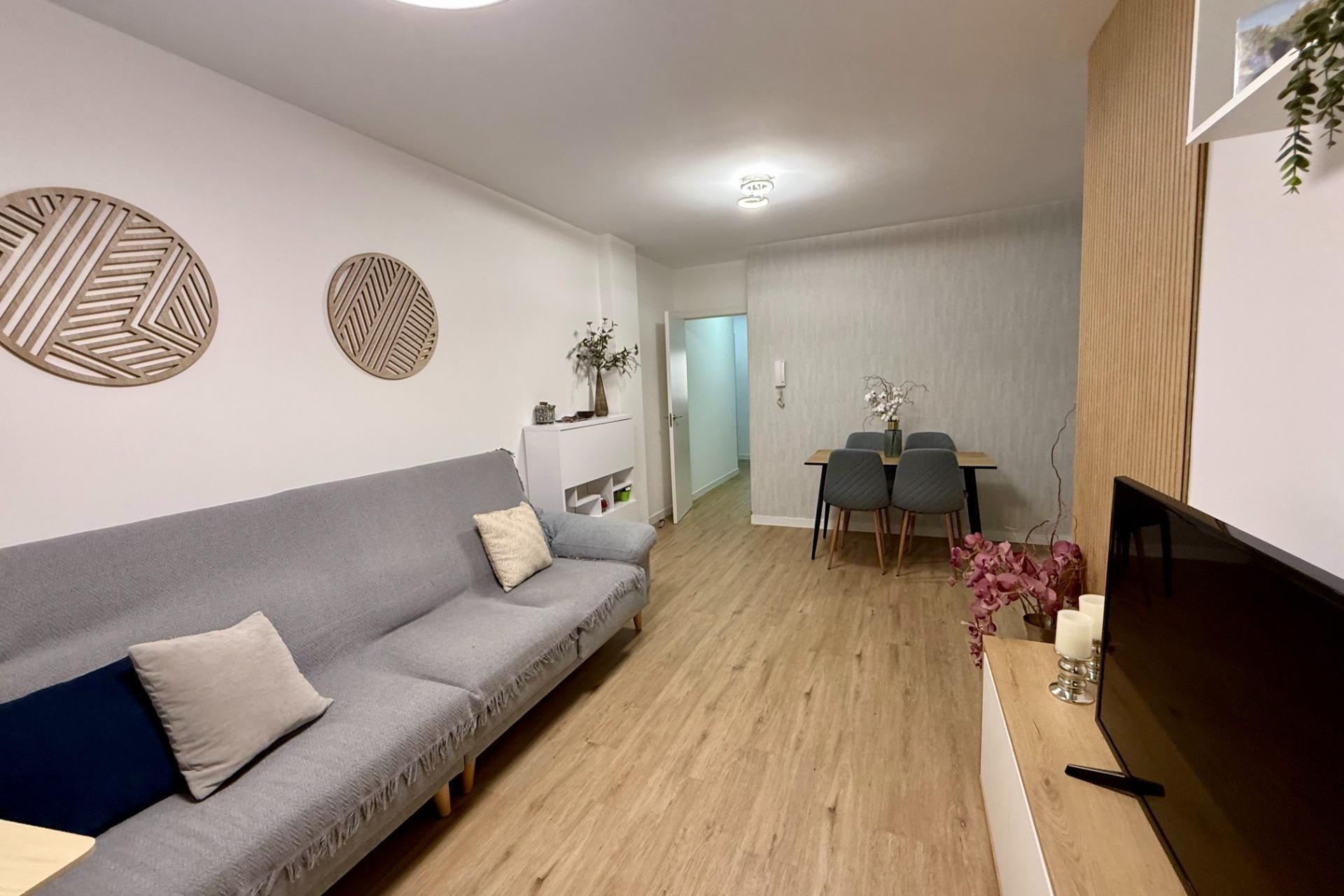 Resale - Apartment / Flat -
Torrevieja