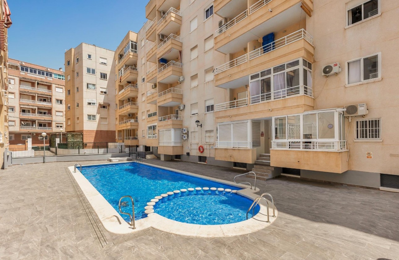 Resale - Apartment / Flat -
Torrevieja