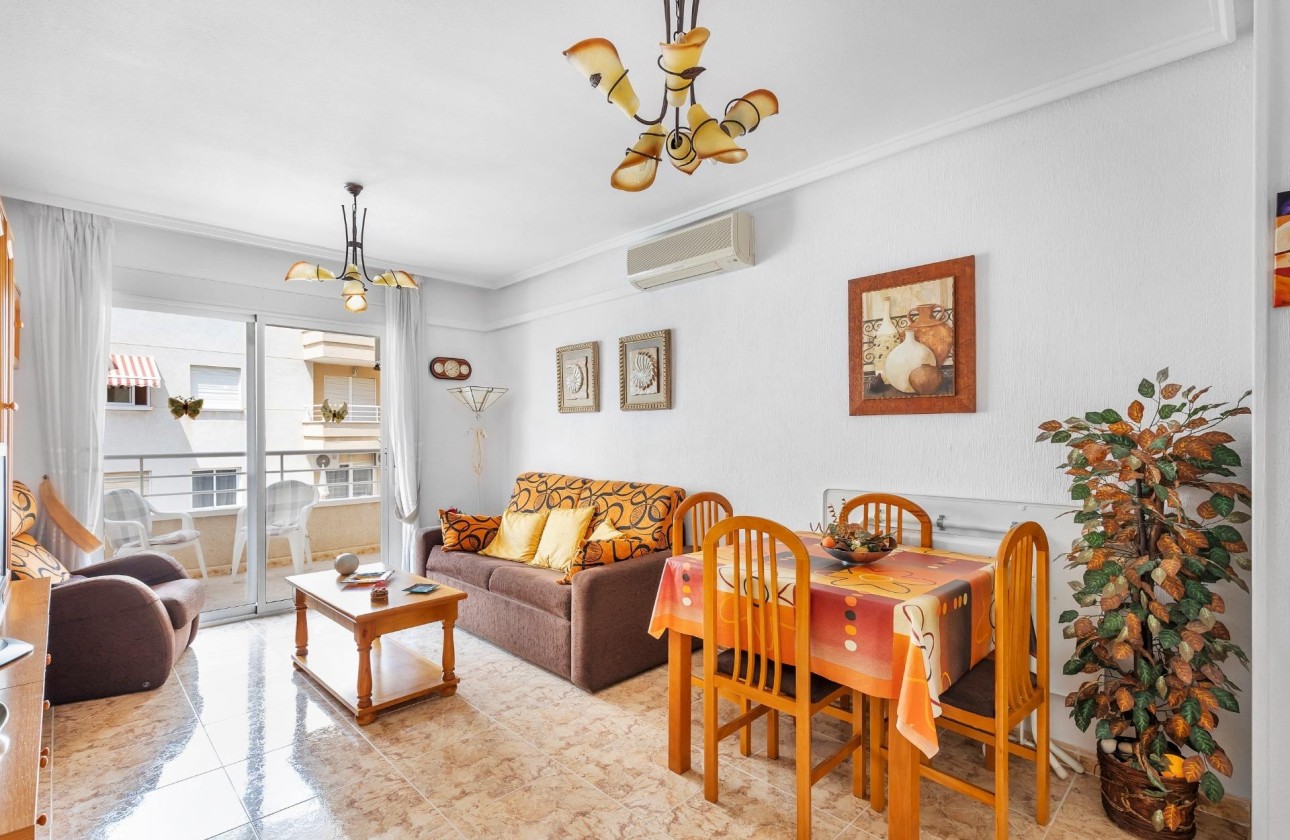 Resale - Apartment / Flat -
Torrevieja